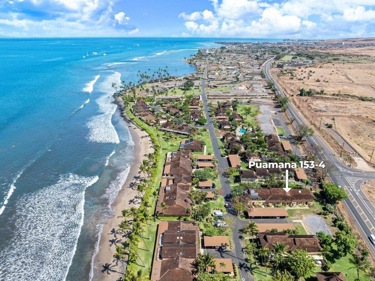 Puamana 153-4 · PU 153-4 Spacious Puamana Unit & Walk To The Bea