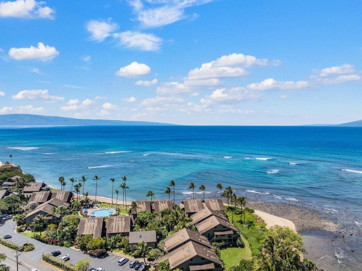 Kahana Village 26 · KHV 26 2BD Direct Ocean Front with Amazing S