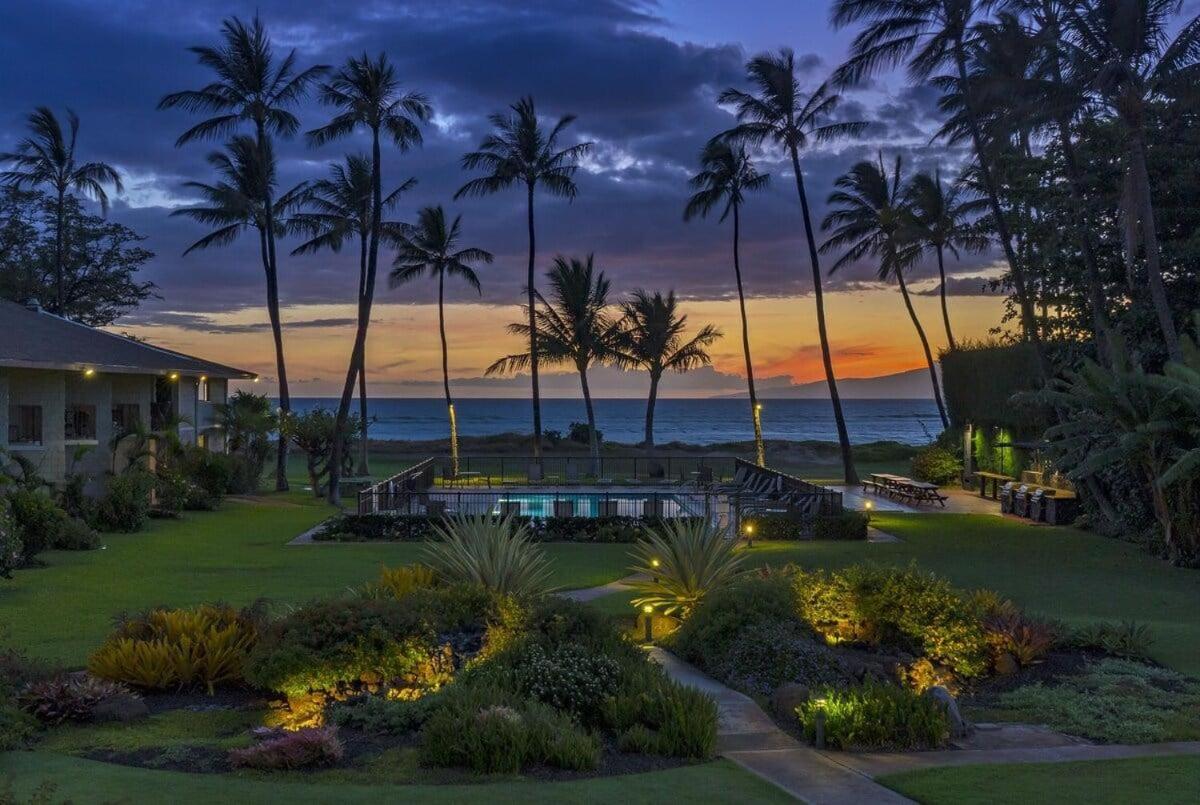 Waiohuli Beach Hale C212 · 2BD Kihei Condo Easy Beach Access