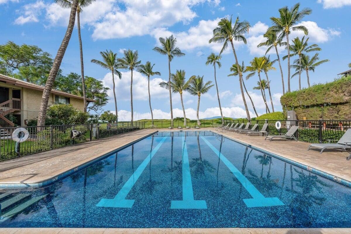 Waiohuli Beach Hale C212 · 2BD Kihei Condo Easy Beach Access