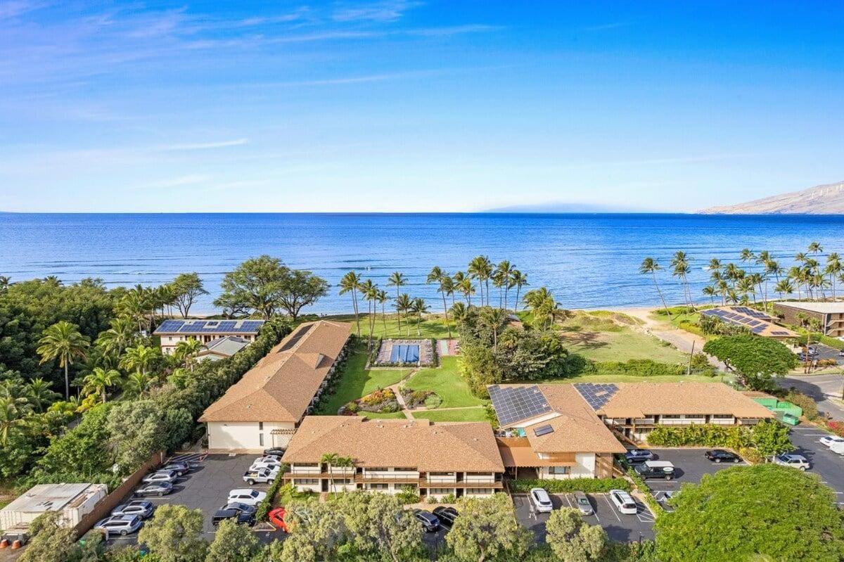 Waiohuli Beach Hale C212 · 2BD Kihei Condo Easy Beach Access