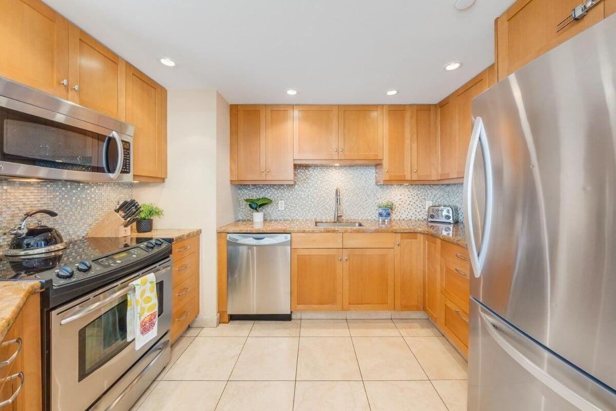 Kaanapali Shores 515 · KS 515 Updated 2Bedroom at BeachFron