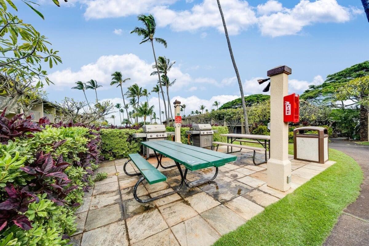 Napili Shores D126 · NSD126 Cozy Studio Steps to Beach