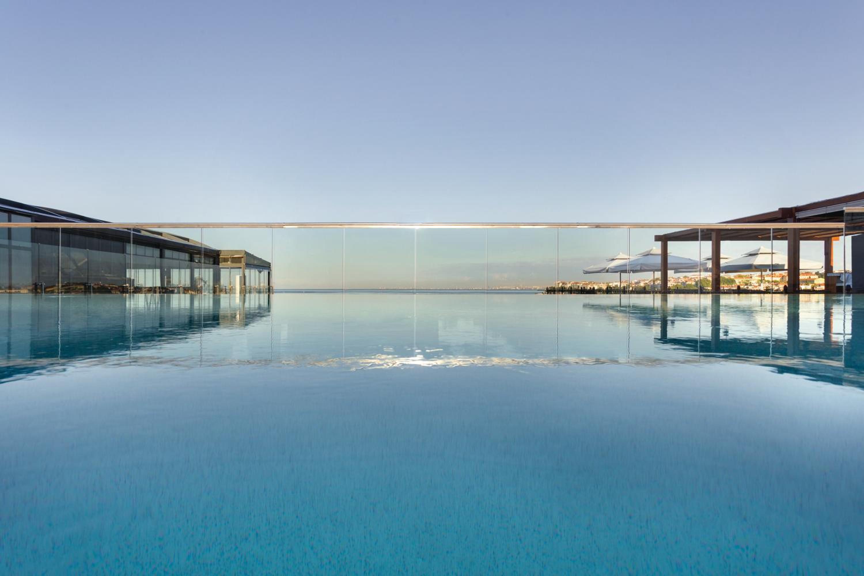Wyndham Grand Istanbul Kalamış Marina Hotel - Image 107