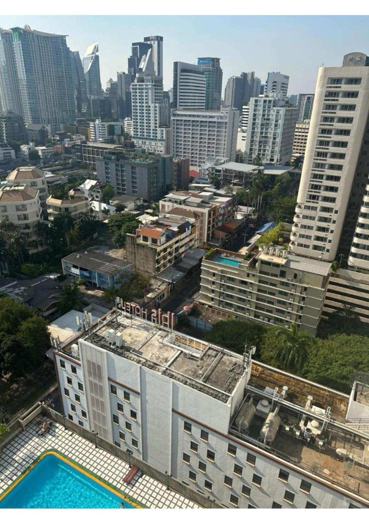 Affordable Serviced Apartments in Nana Omni Tower - Prime Sukhumvit location