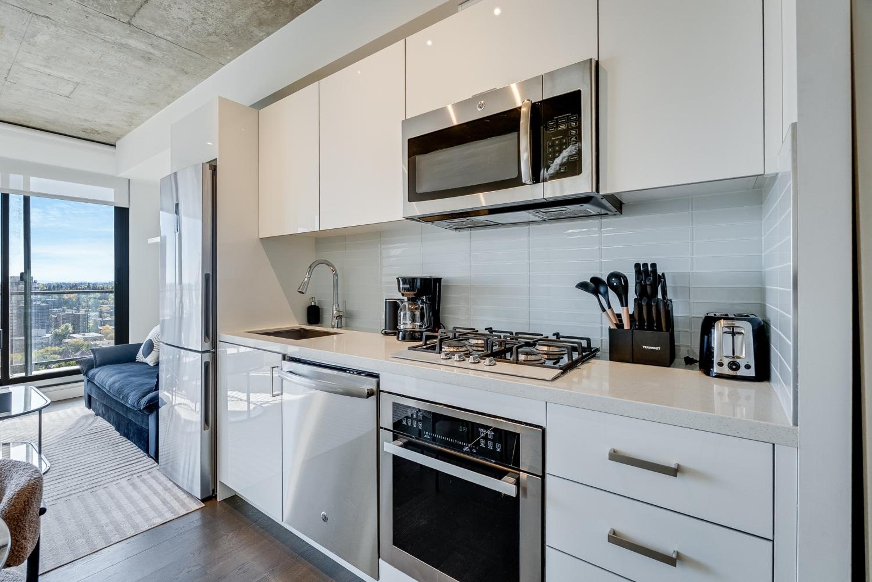 GlobalStay Modern Condos Downtown Calgary
