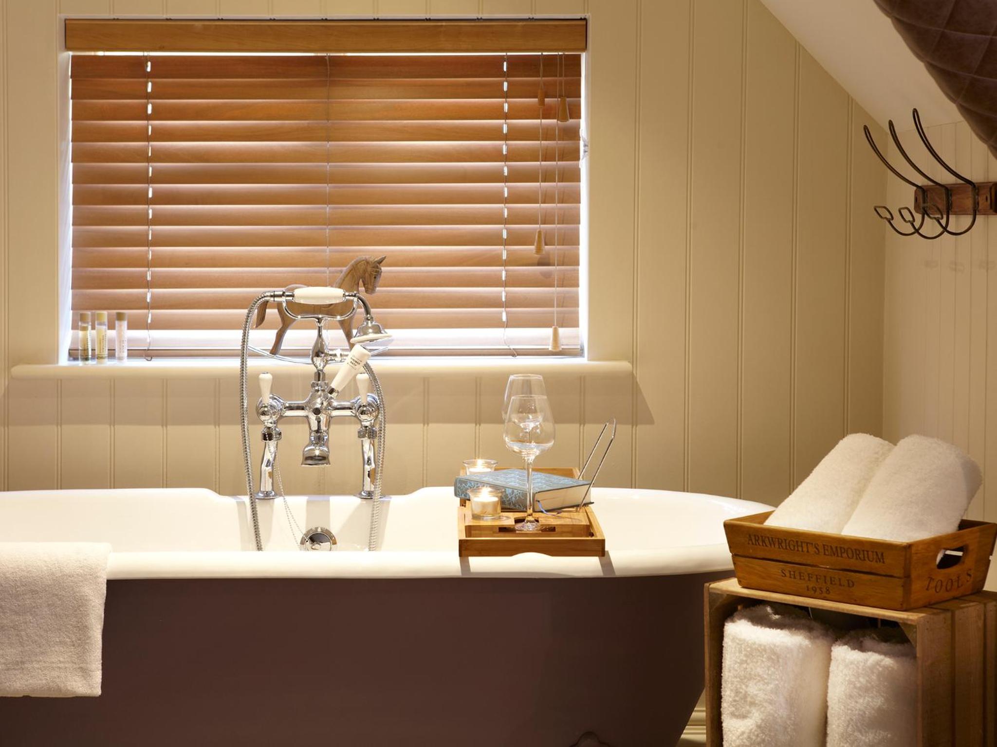 The Plough Inn & Cottages view 4