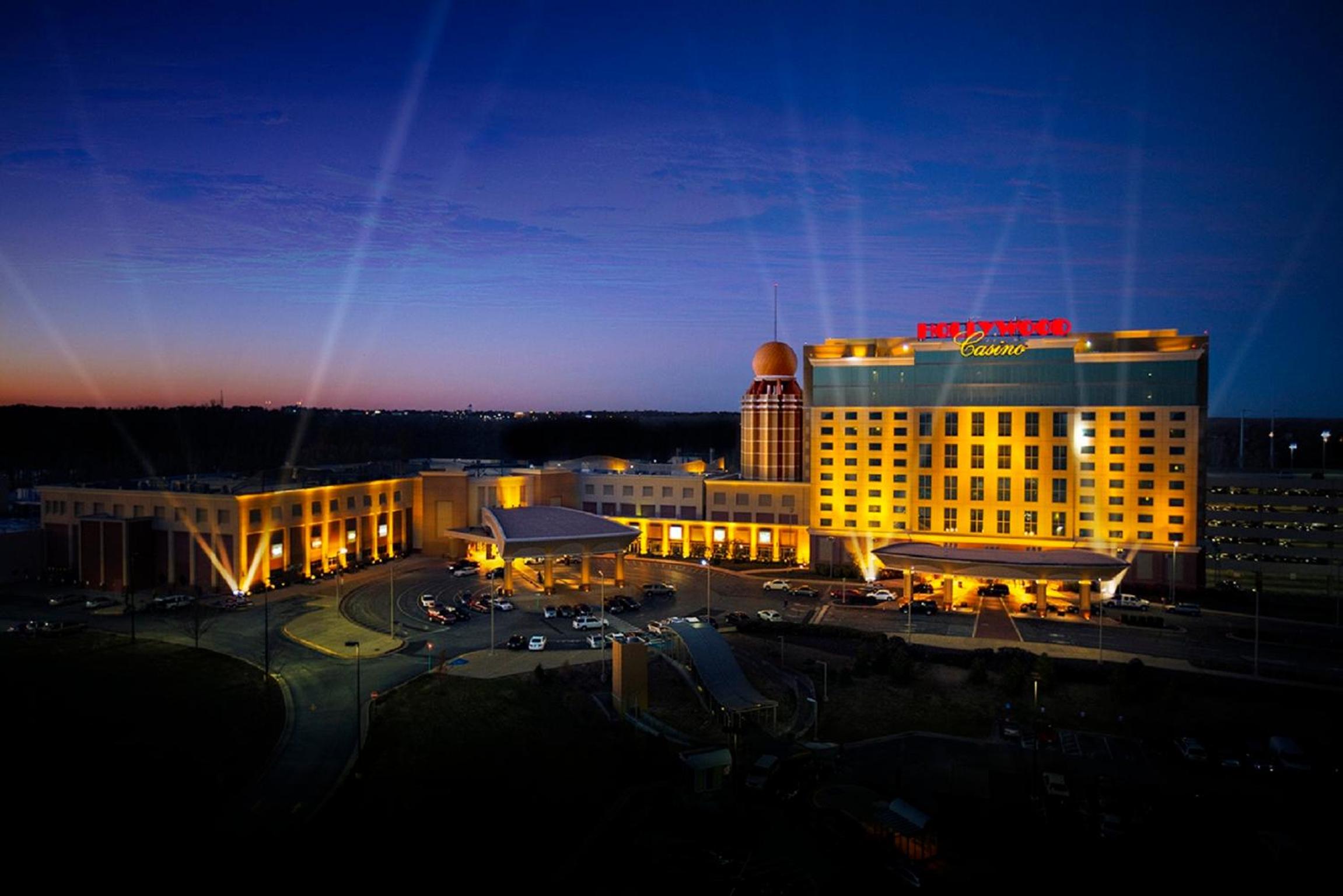 Hotel Hollywood Casino St. Louis