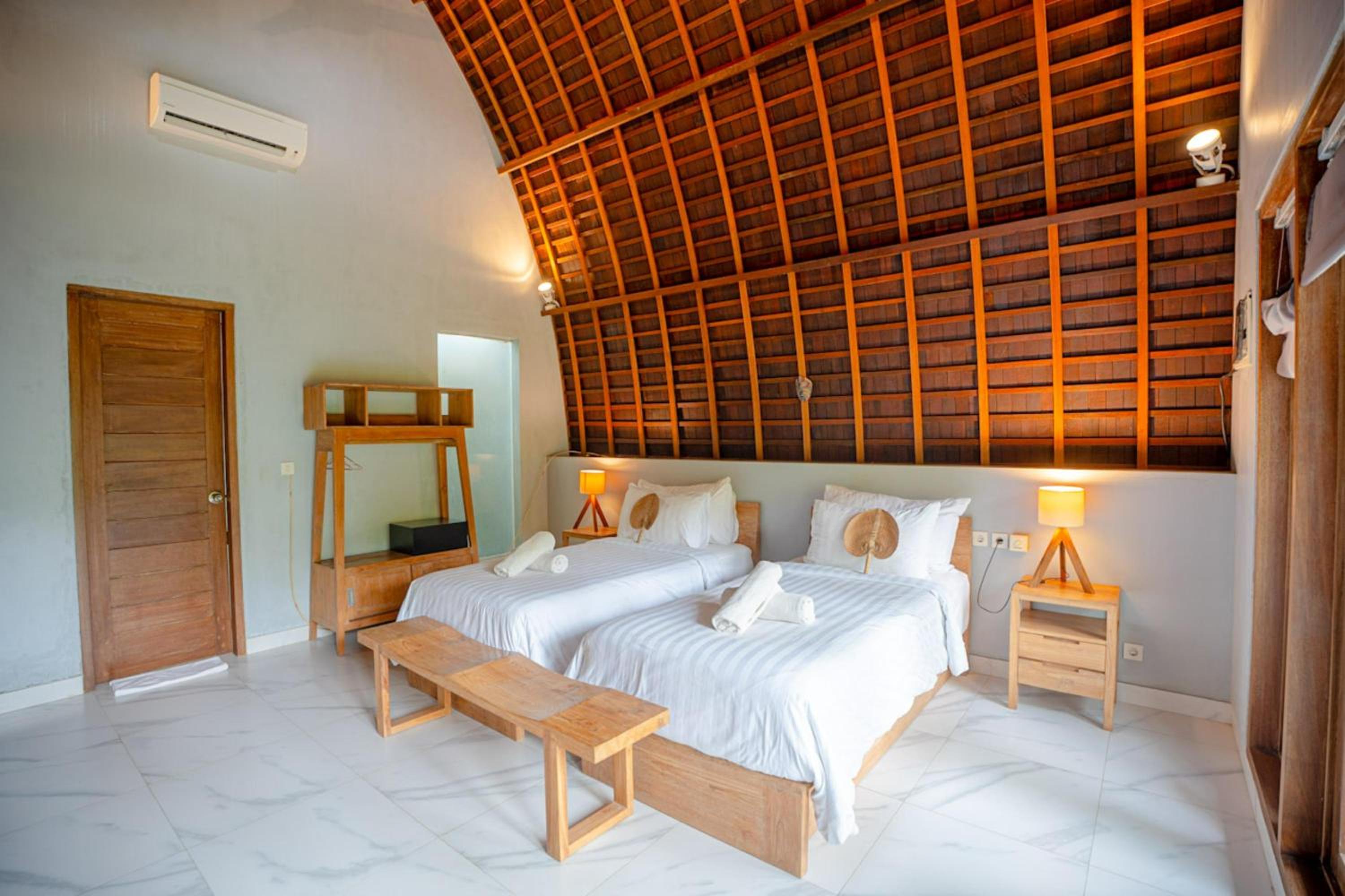 Kayu Jati Cottages