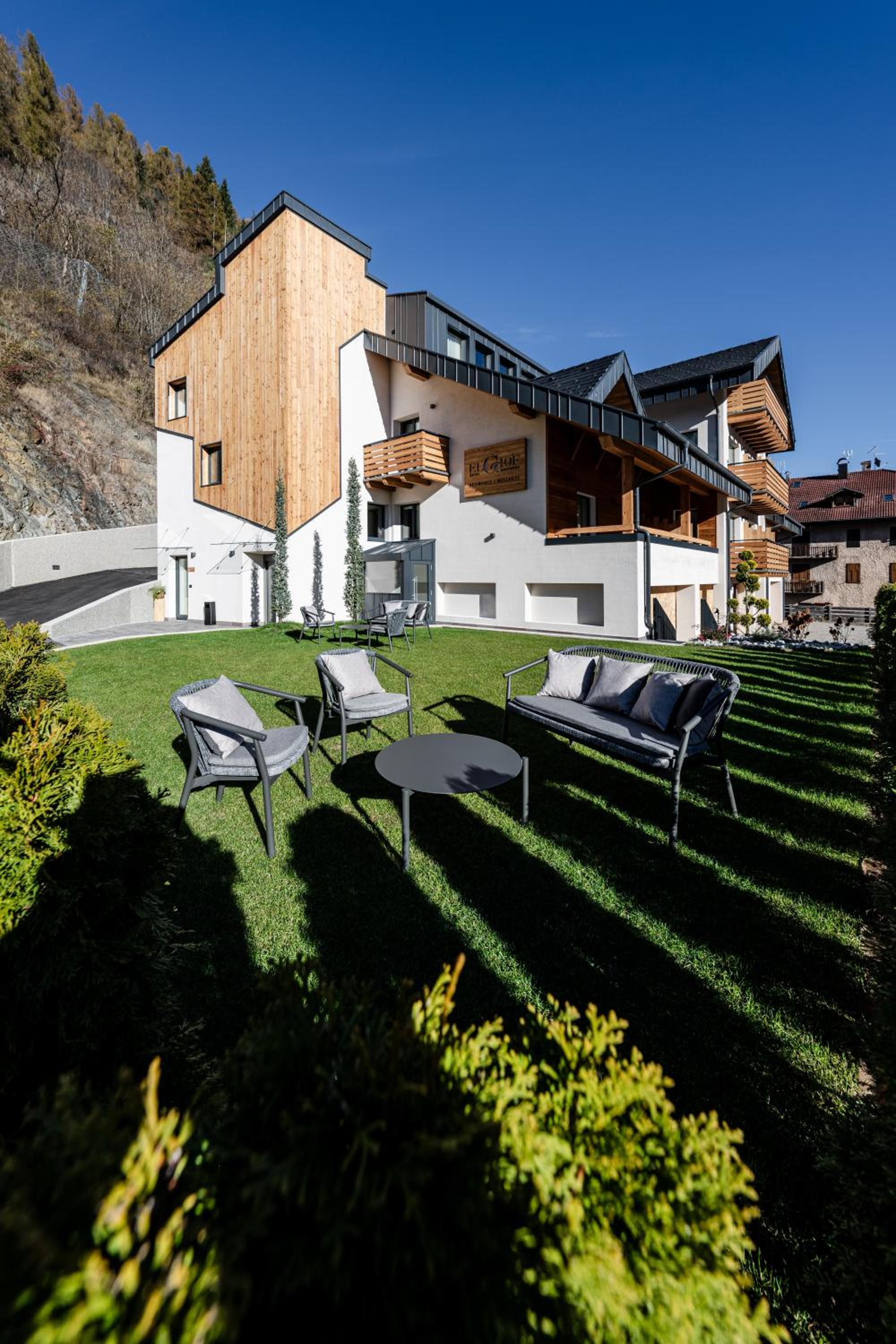 El Giof Alpine Home