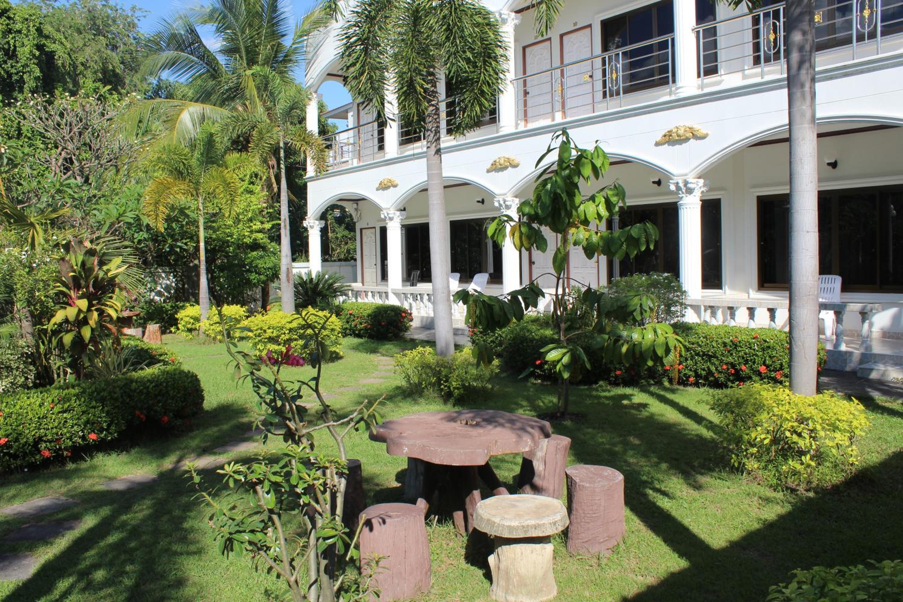 White Elephant Resort
