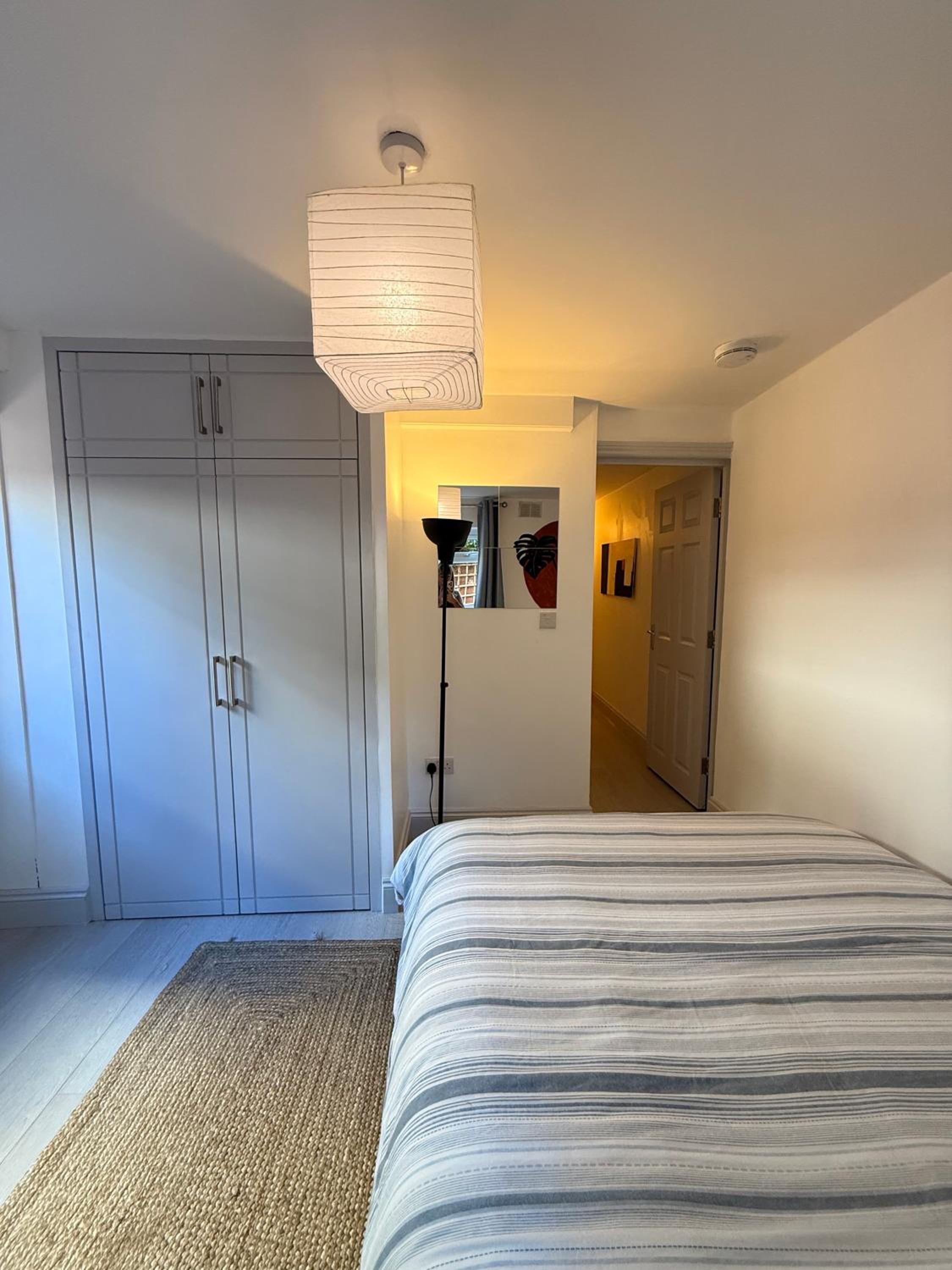 Central, Cozy and Stylish 2-Bed Apartment