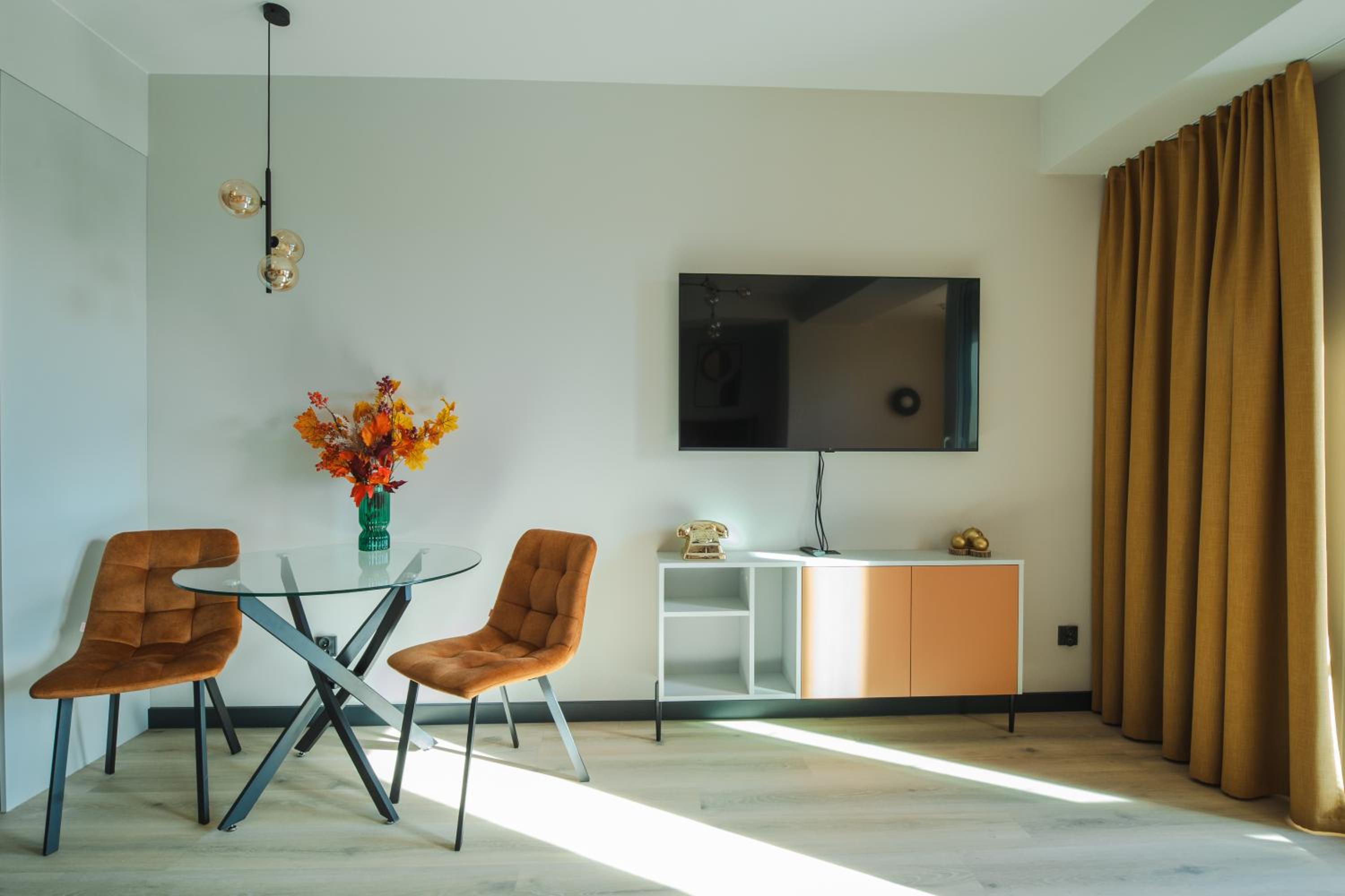 K52 Apartments