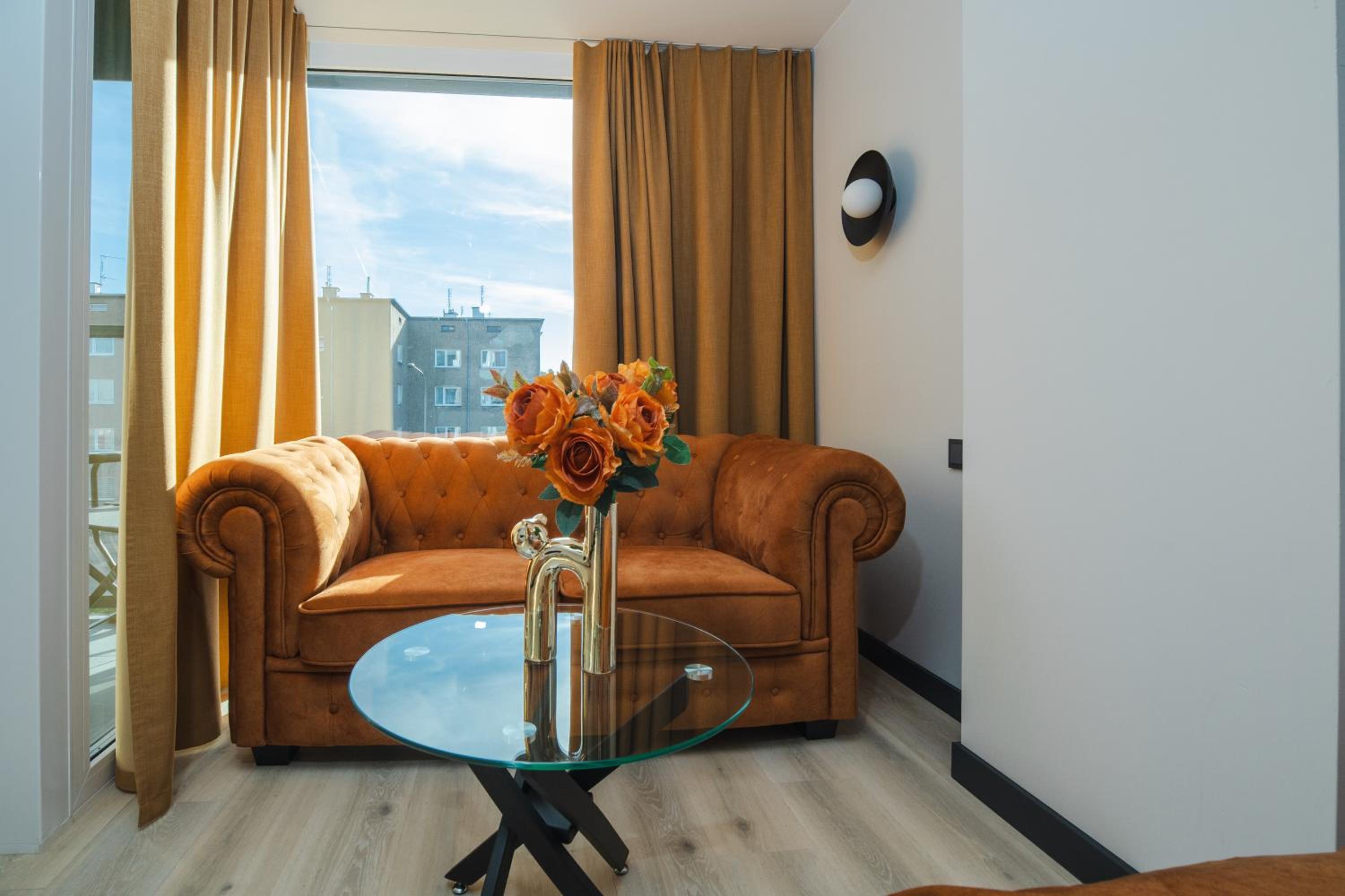 K52 Apartments