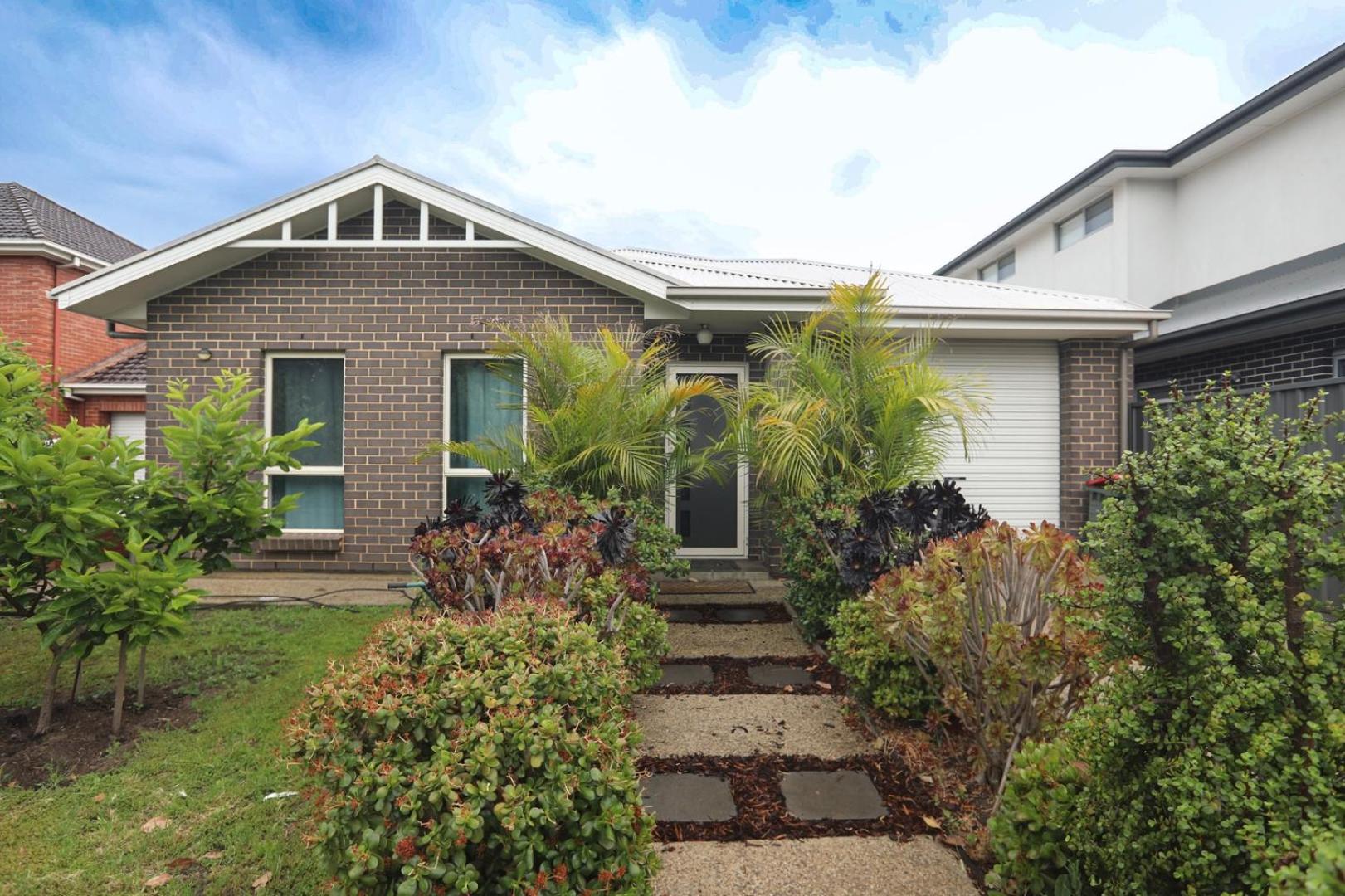 KozyGuru | Richmond | Stylish 3-Bedroom City Gem