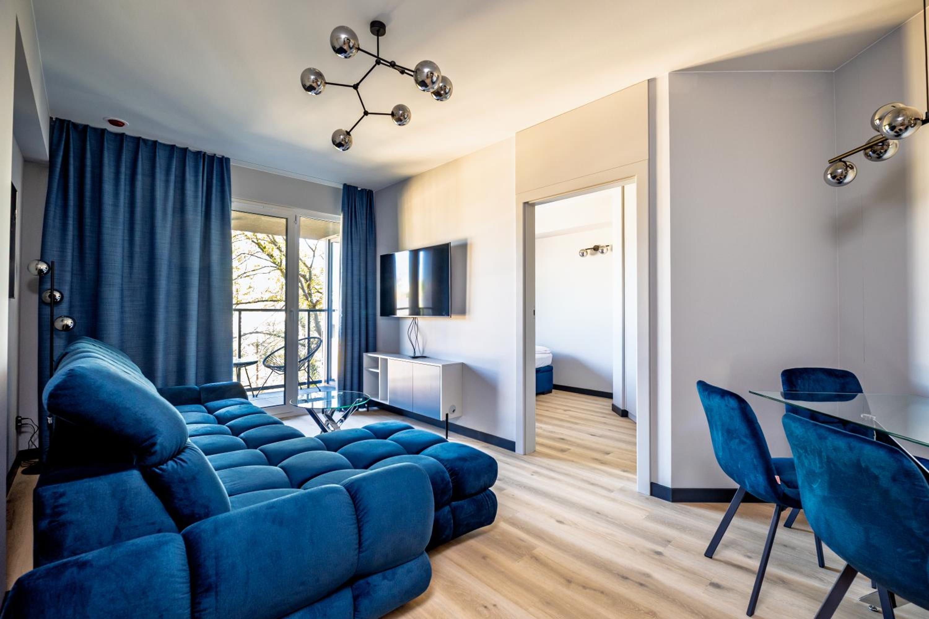 K52 Apartments