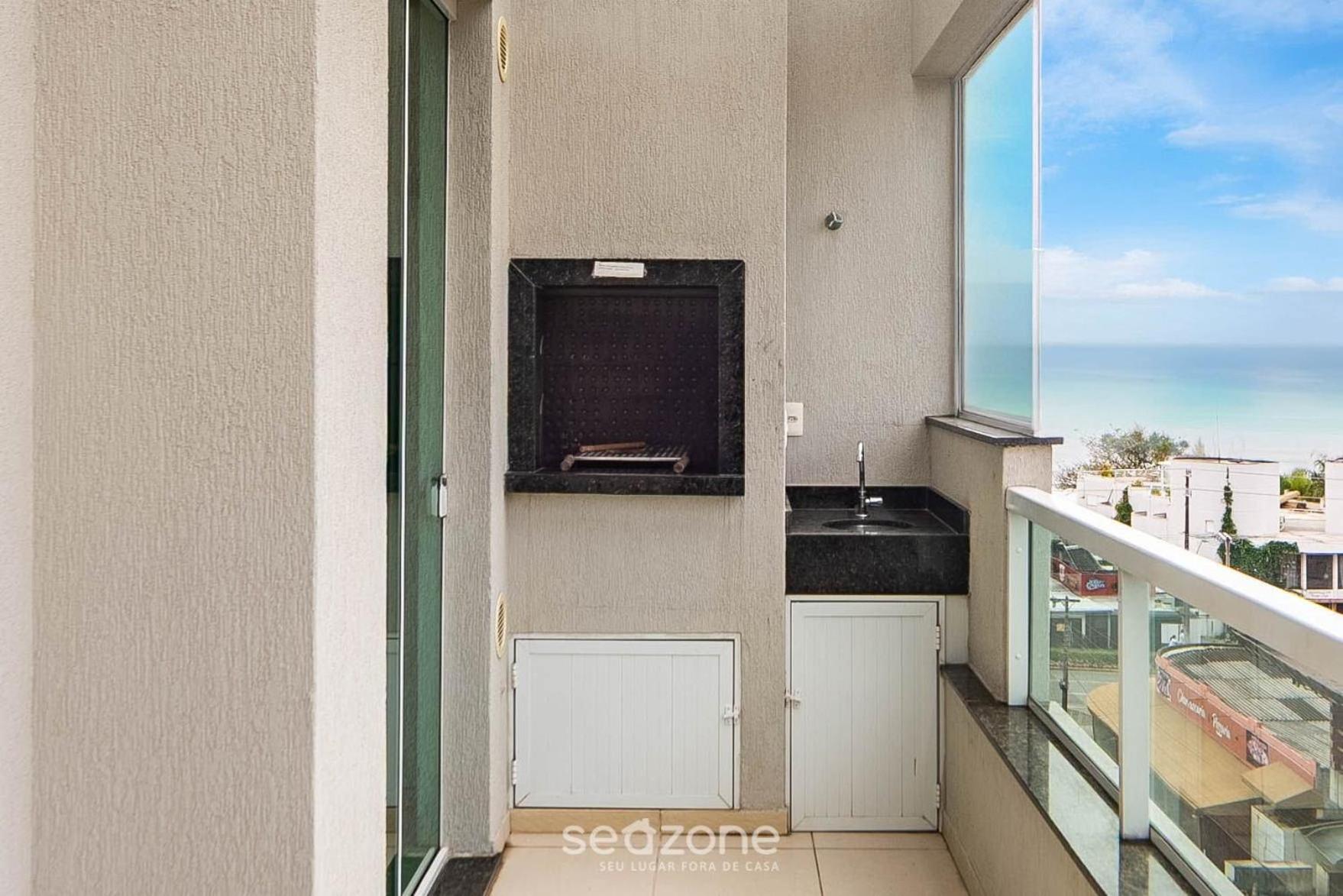 Apt. w/ balcony and BBQ 250m from the sea MRS0402