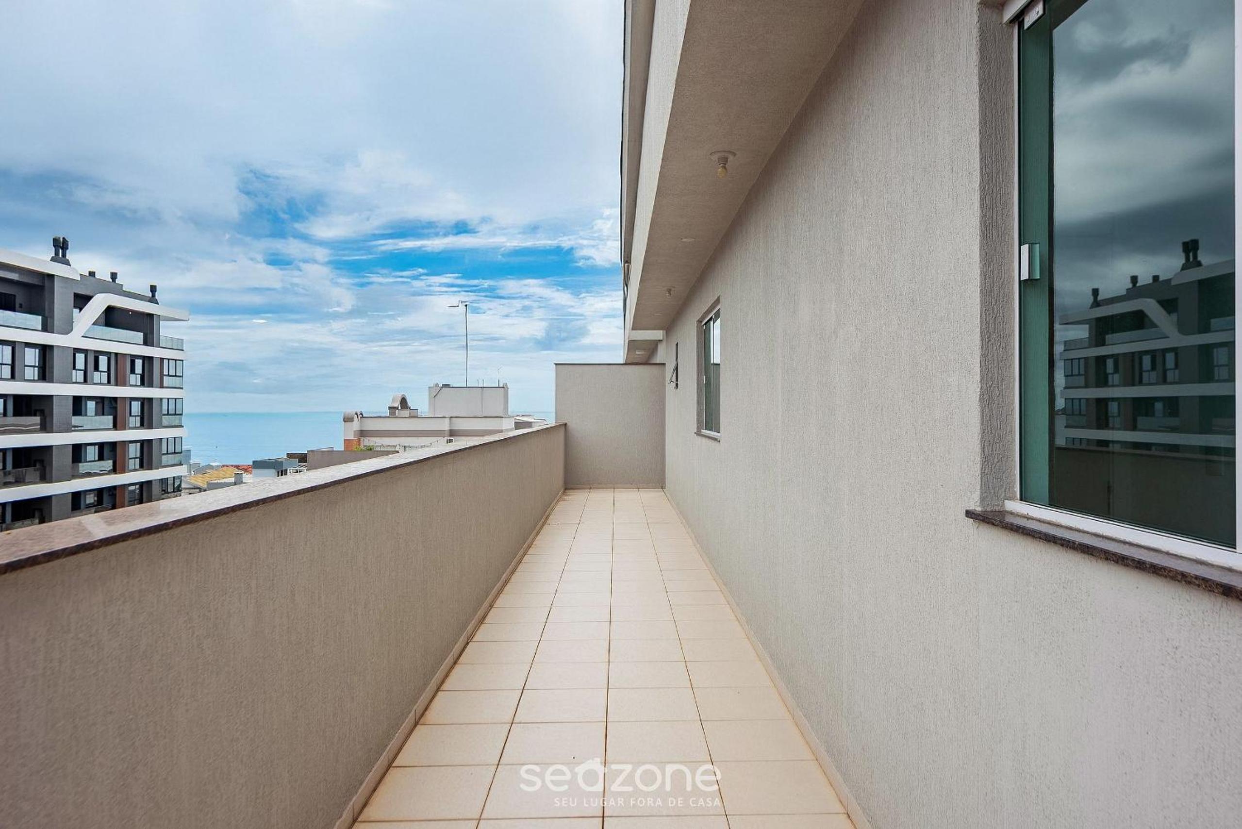 Apt. w/ balcony and BBQ 250m from the sea MRS0402