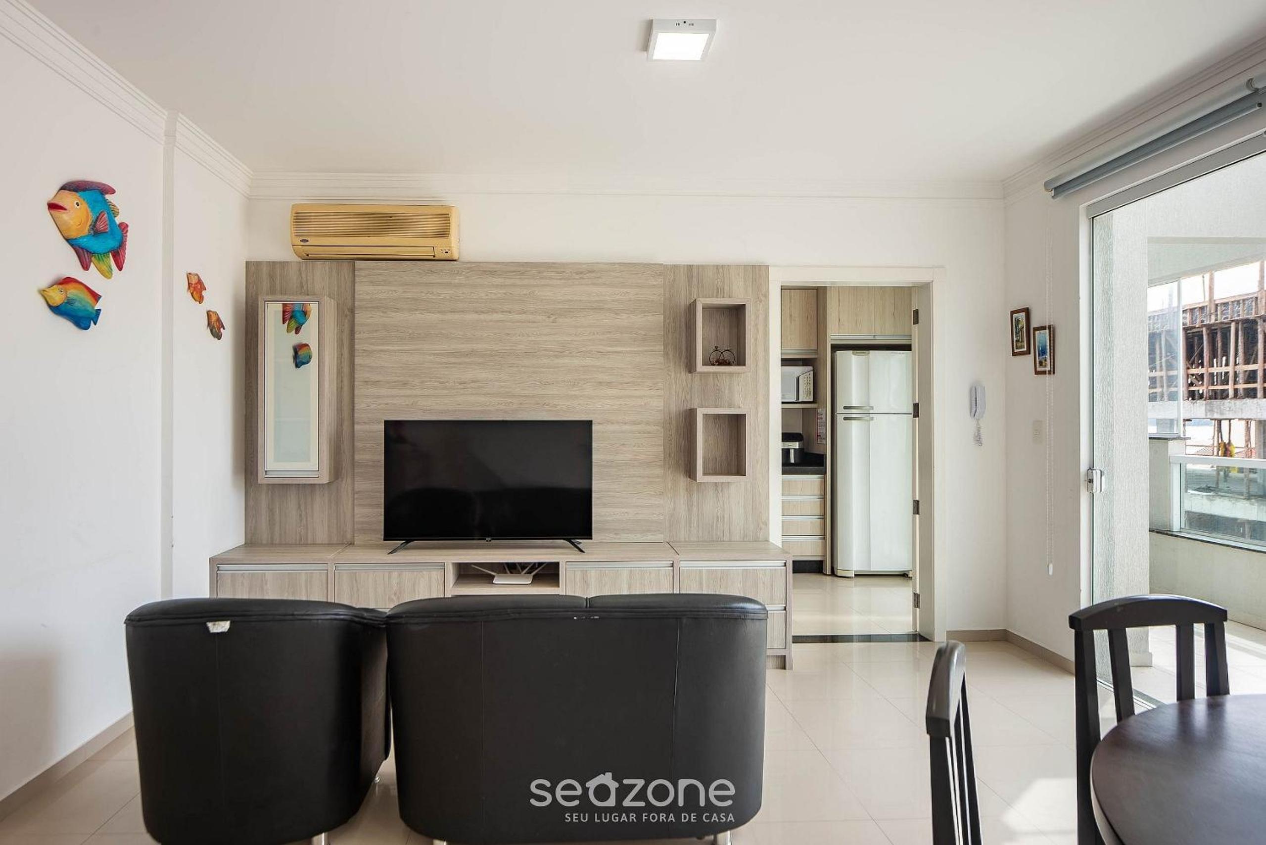Apt. w/ balcony and BBQ 250m from the sea MRS0402