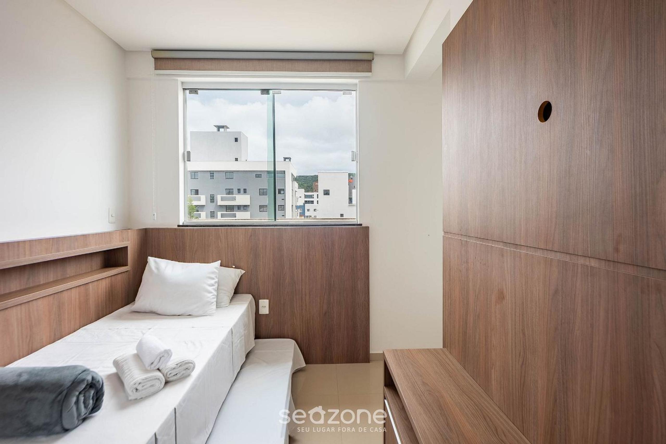 Apt. w/ balcony and BBQ 250m from the sea MRS0402