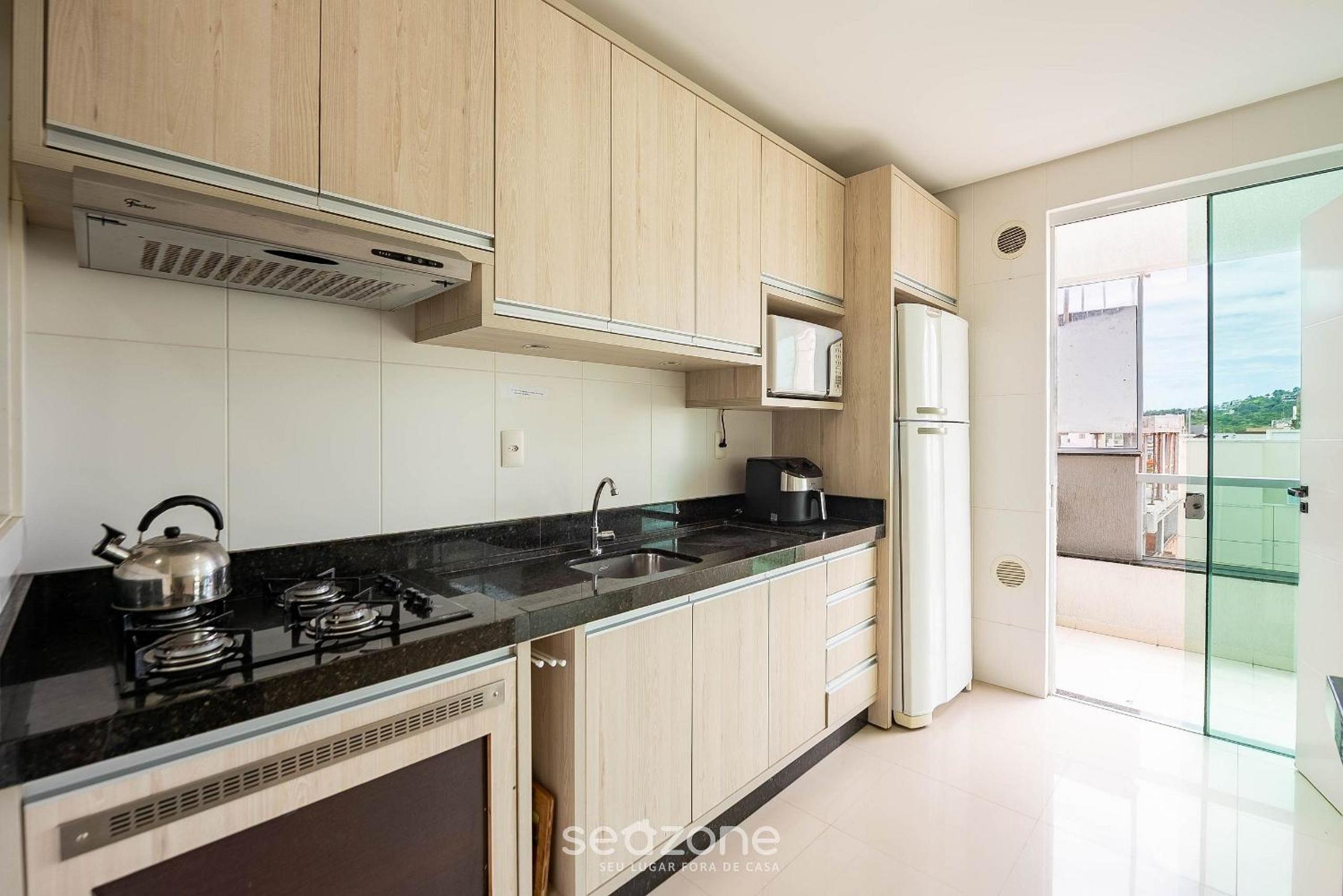 Apt. w/ balcony and BBQ 250m from the sea MRS0402