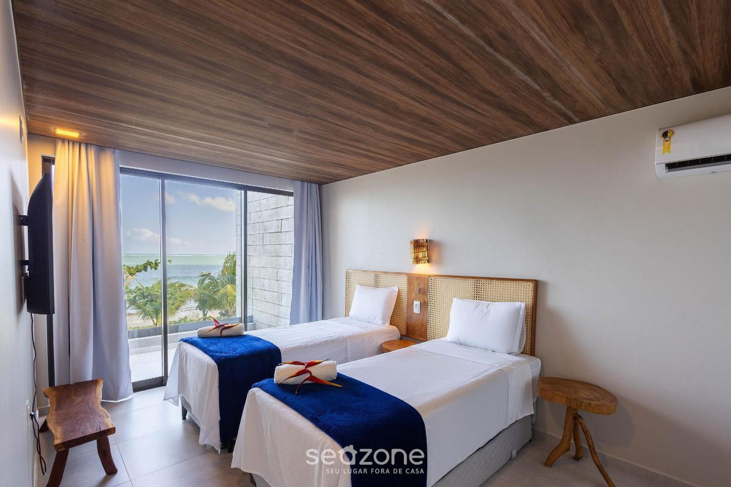 Beachfront houses in a condo, OKA Morada dos Milagres - GREs