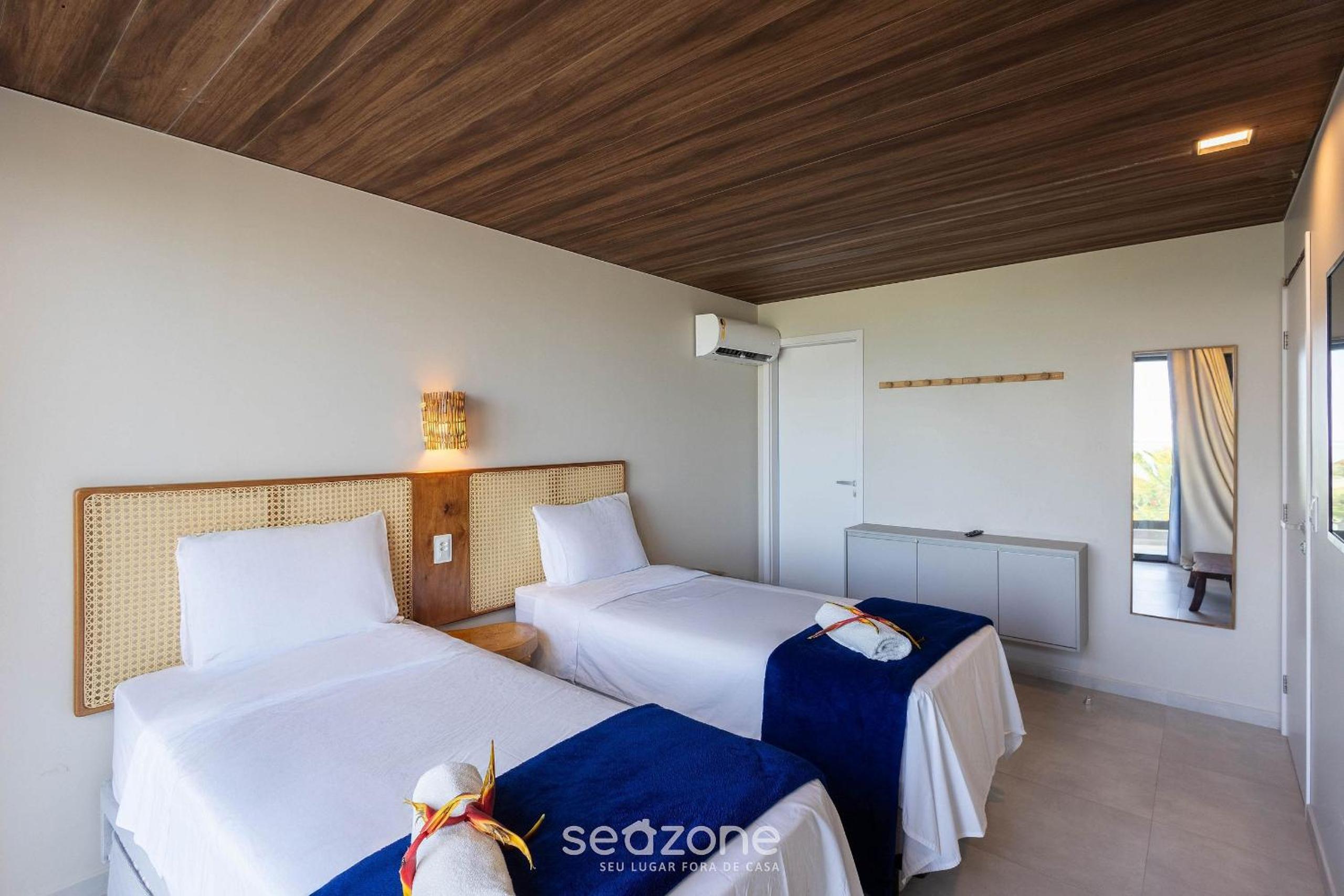 Beachfront houses in a condo, OKA Morada dos Milagres - GREs