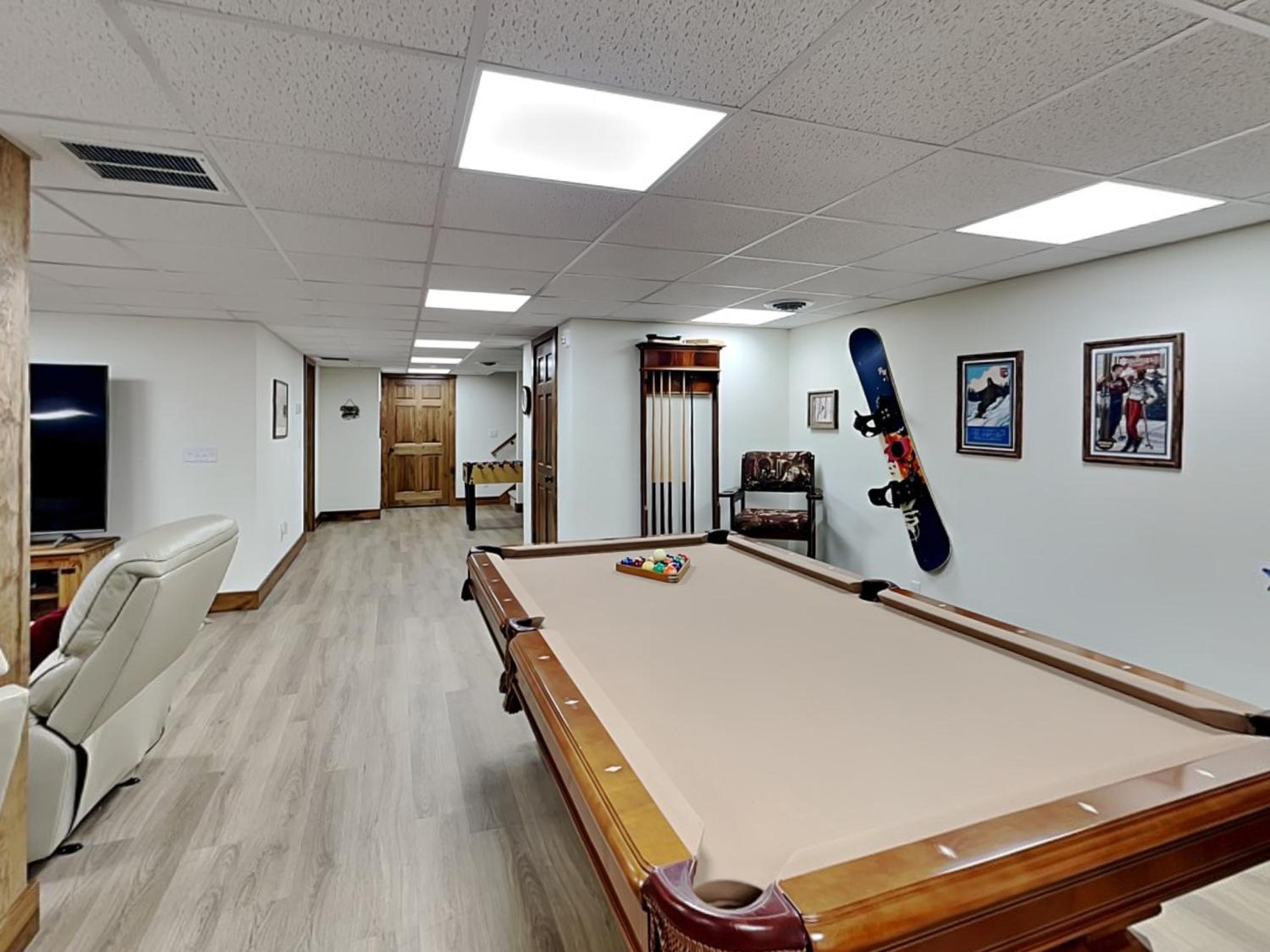 Buzzy Bee Lodge