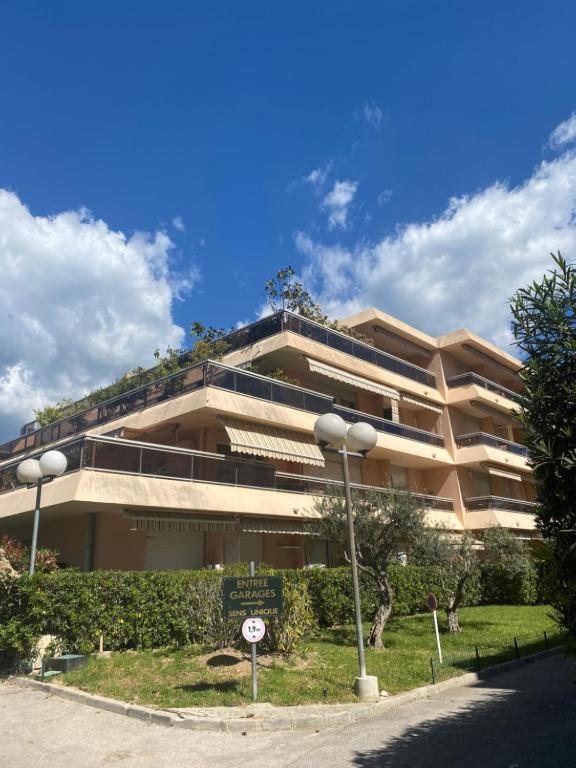 Studio bord de mer à proximité monaco et menton 2 personnes à roquebrune cap martin