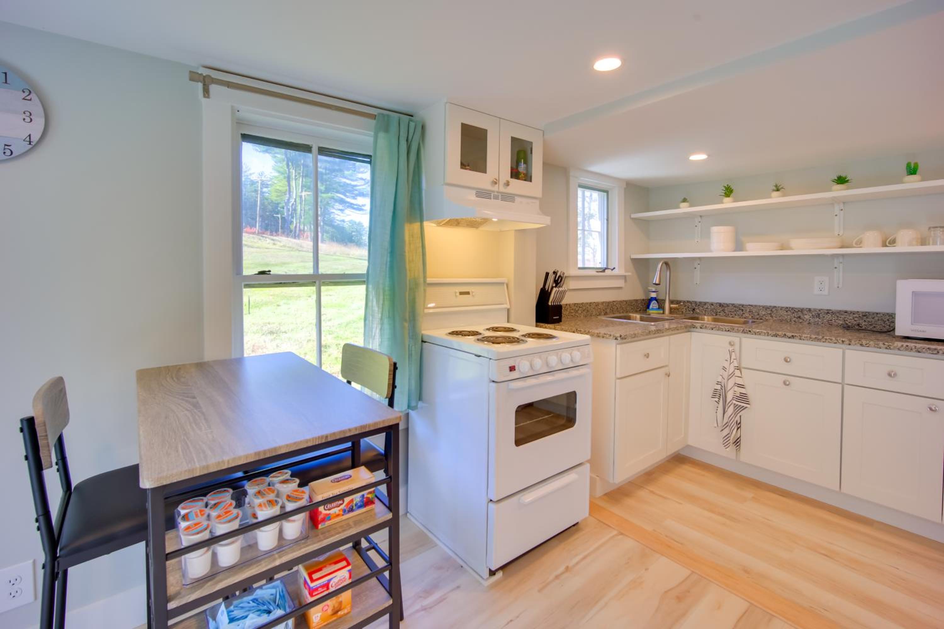 Lakeside Spofford Retreat Near Hiking and Boating!