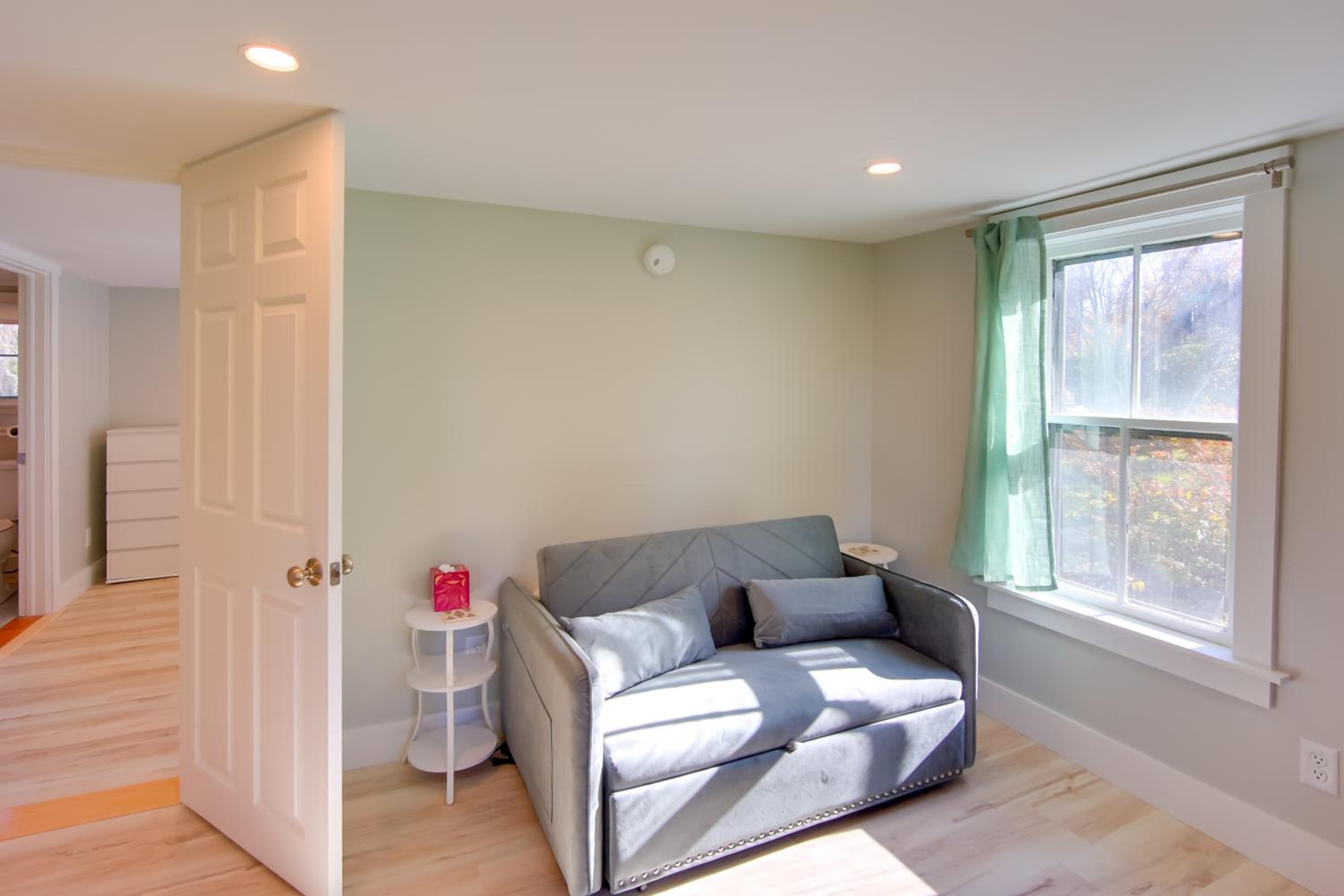Lakeside Spofford Retreat Near Hiking and Boating!