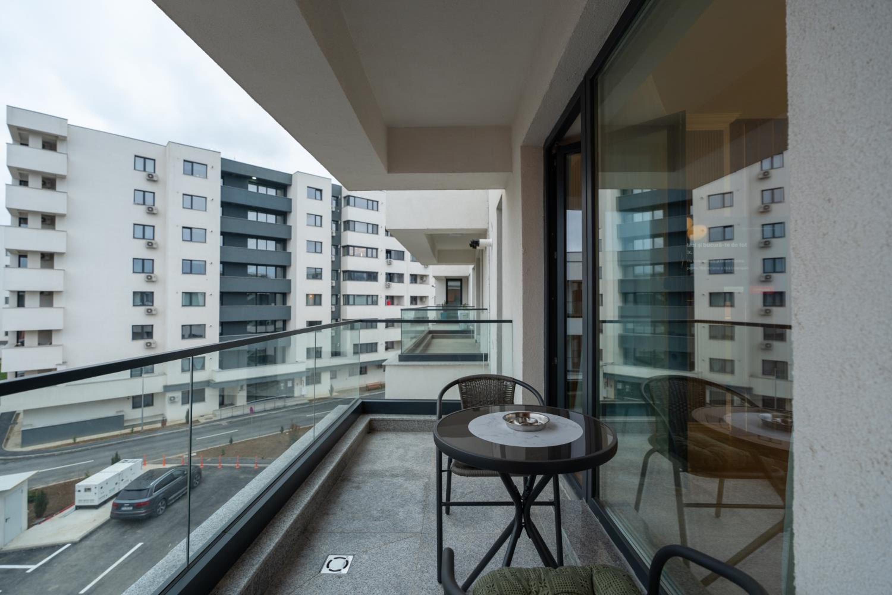 Soft Elegance by Blvd 51B7 - Modern Apartment with Refined Comfort