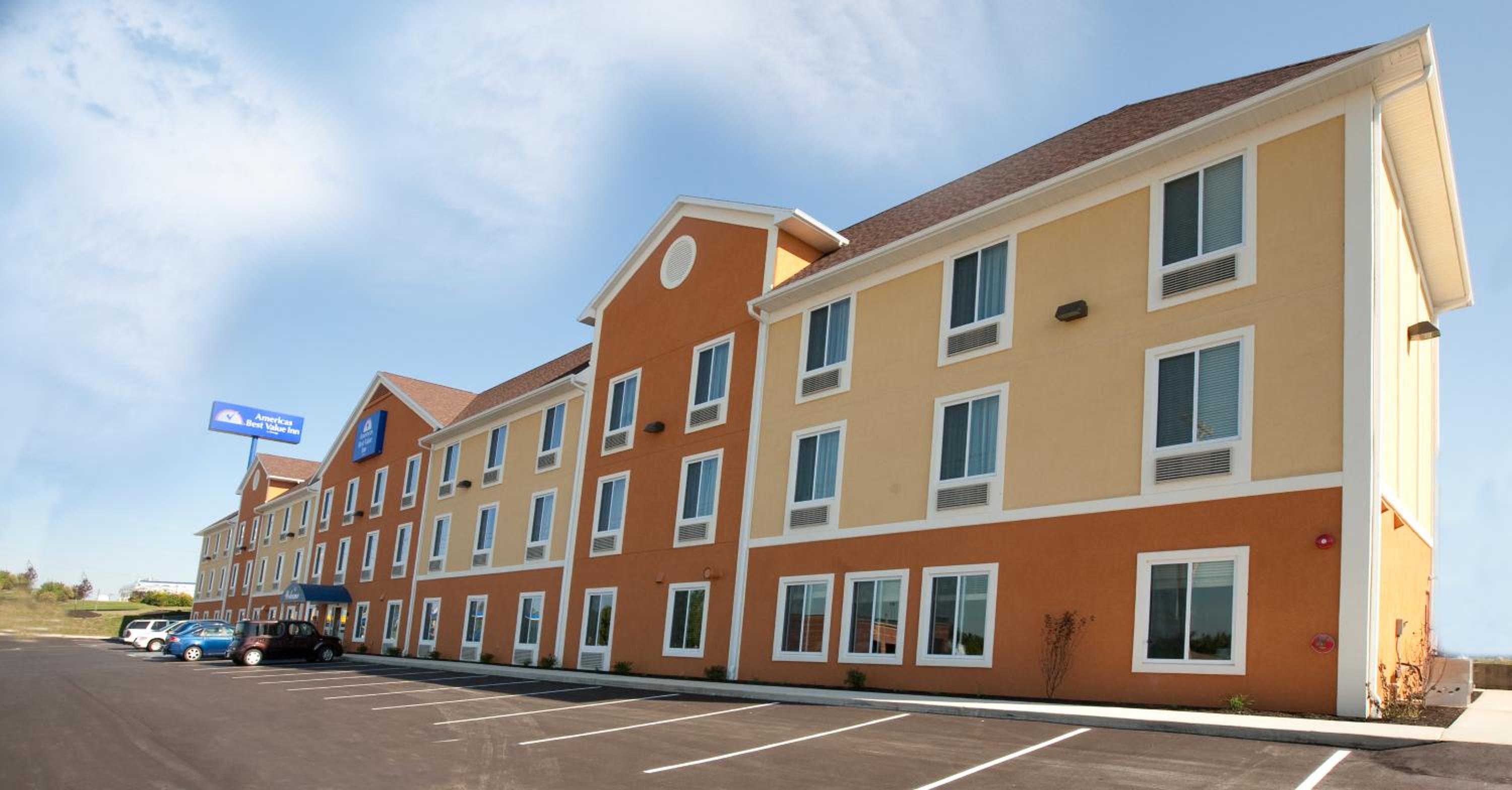 St Robert Vacations - Americas Best Value Inn Saint Robert/Fort Leonard Wood - Property Image 1
