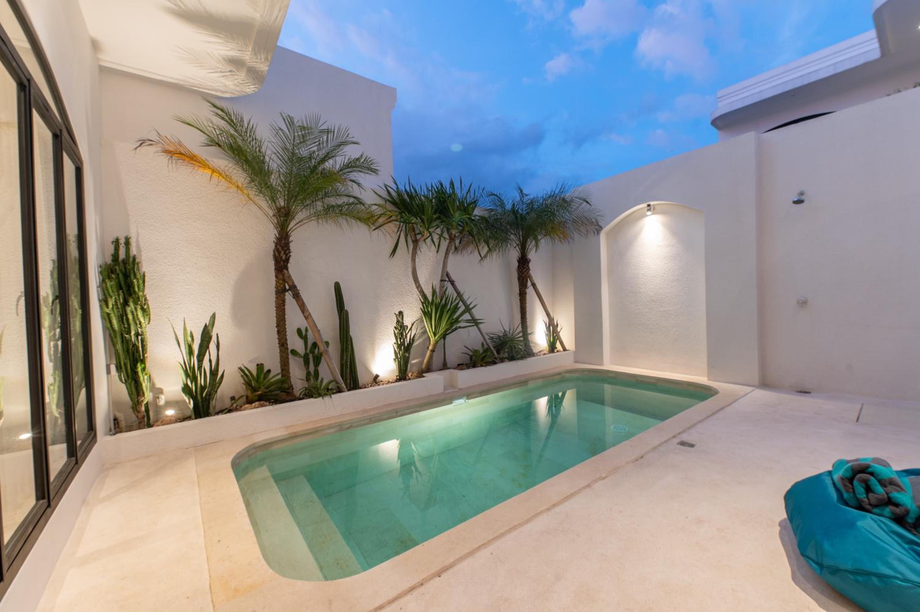Baying Mansion Unit 19 - Mediterranean Style Villa with 2 Bedrooms