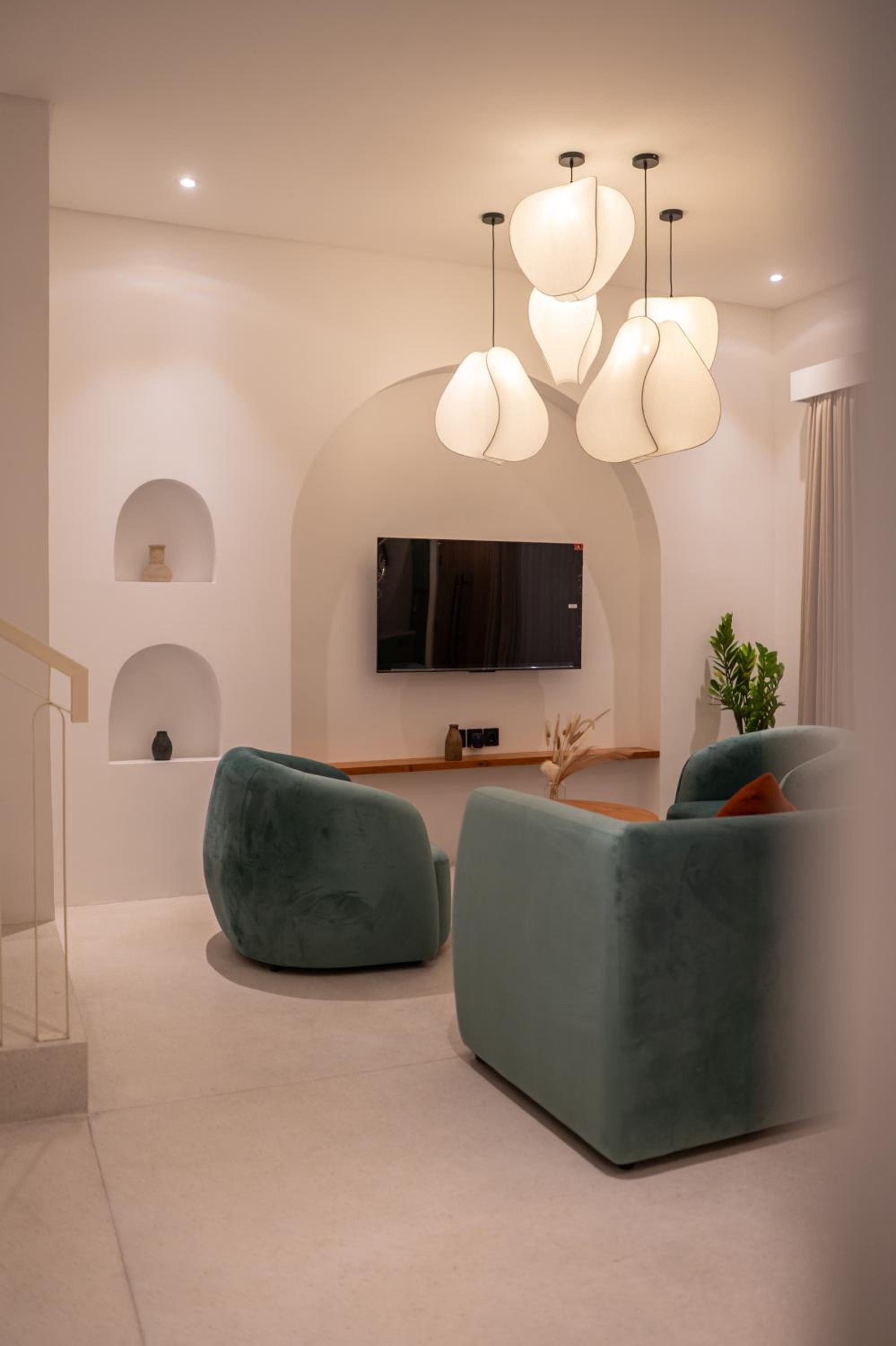 Baying Mansion Unit 19 - Mediterranean Style Villa with 2 Bedrooms