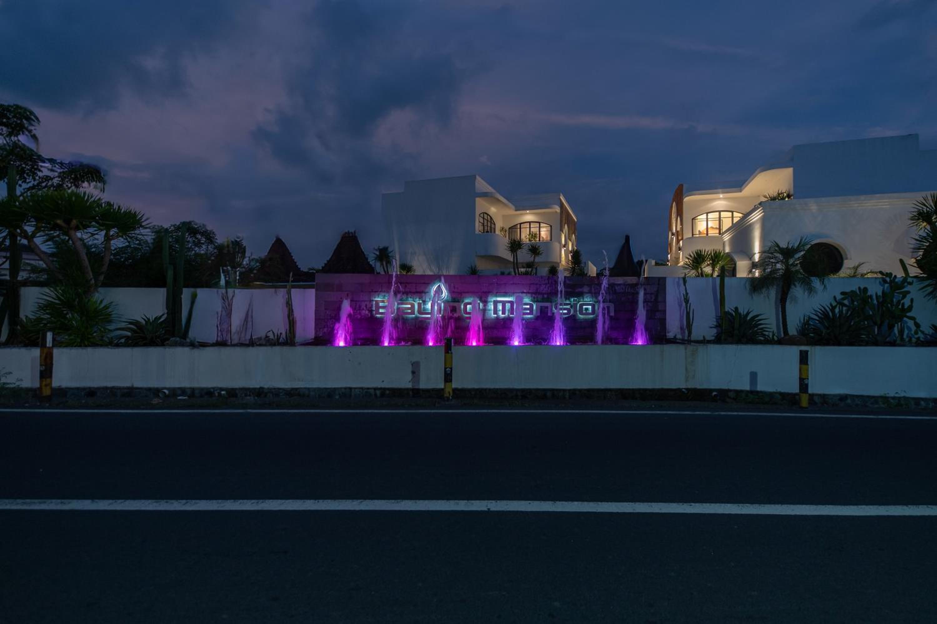 Baying Mansion Unit 19 - Mediterranean Style Villa with 2 Bedrooms