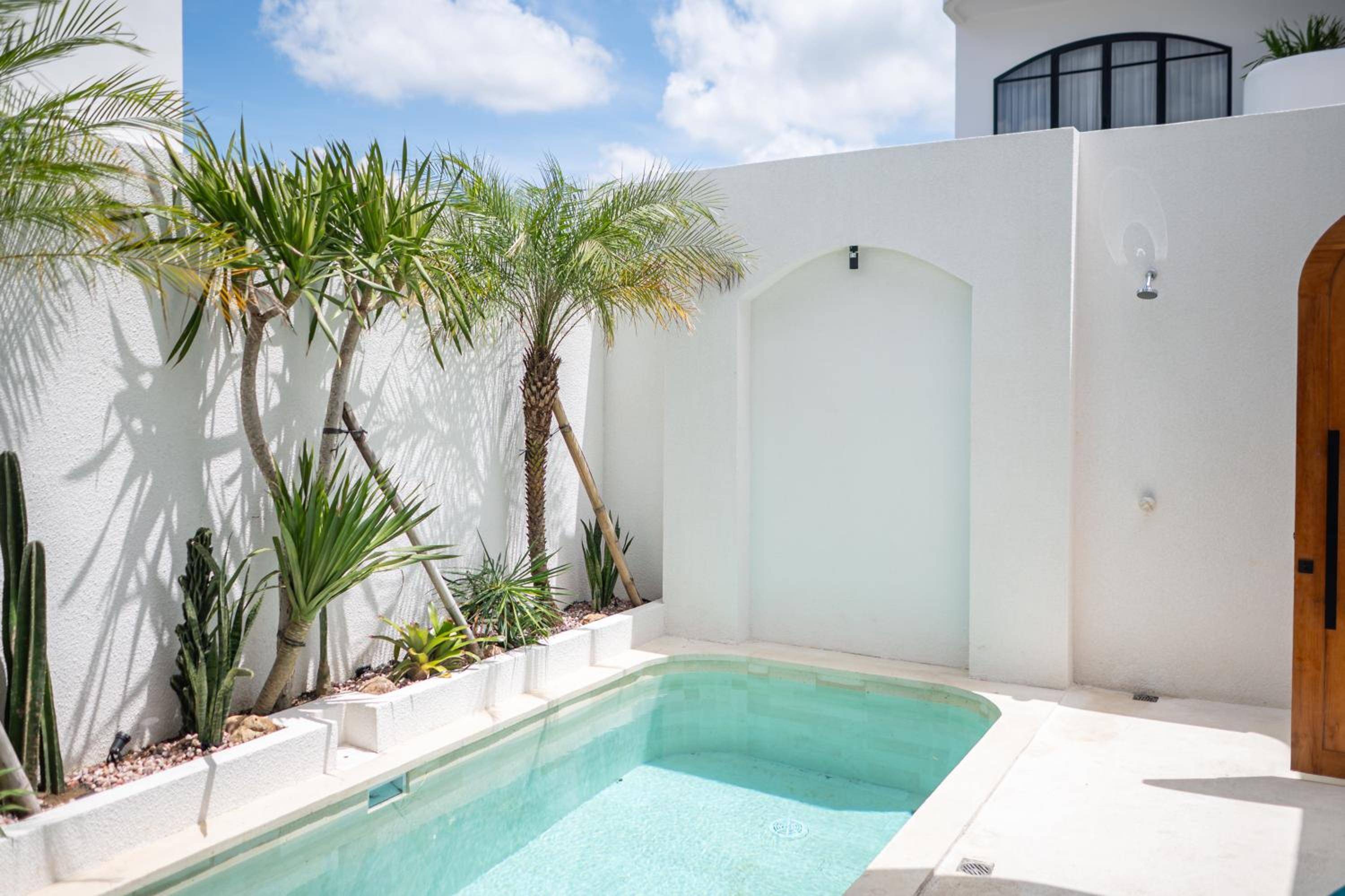 Baying Mansion Unit 19 - Mediterranean Style Villa with 2 Bedrooms