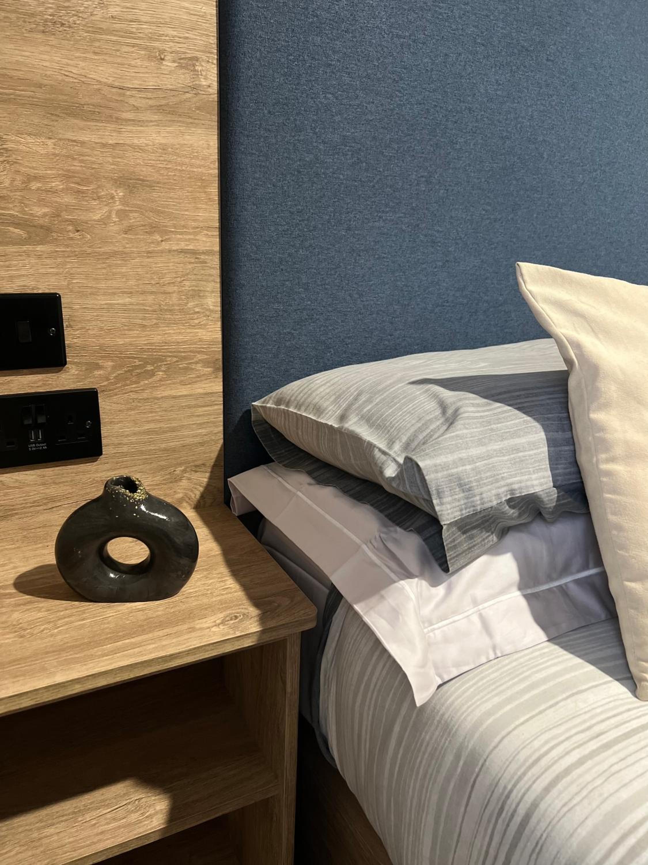 Modern Caravan 2025 with Decking