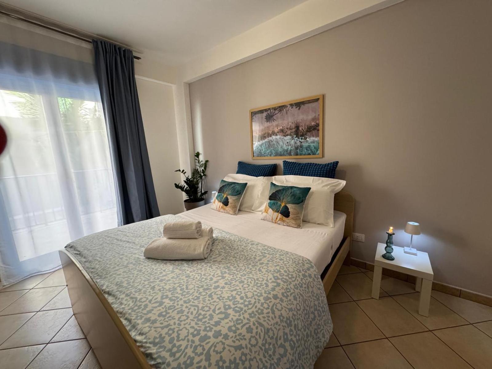 casa azul netflix near the sea