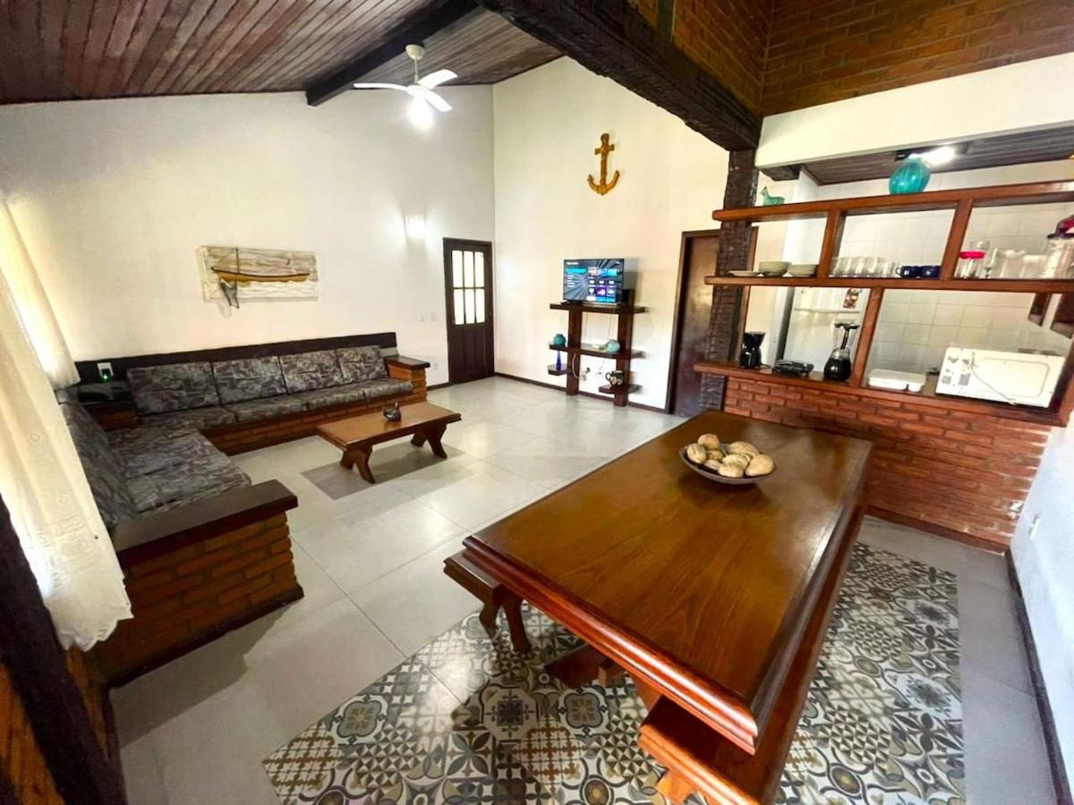 Casa com piscina em Búzios, a 5 minutos da praia de Geribá