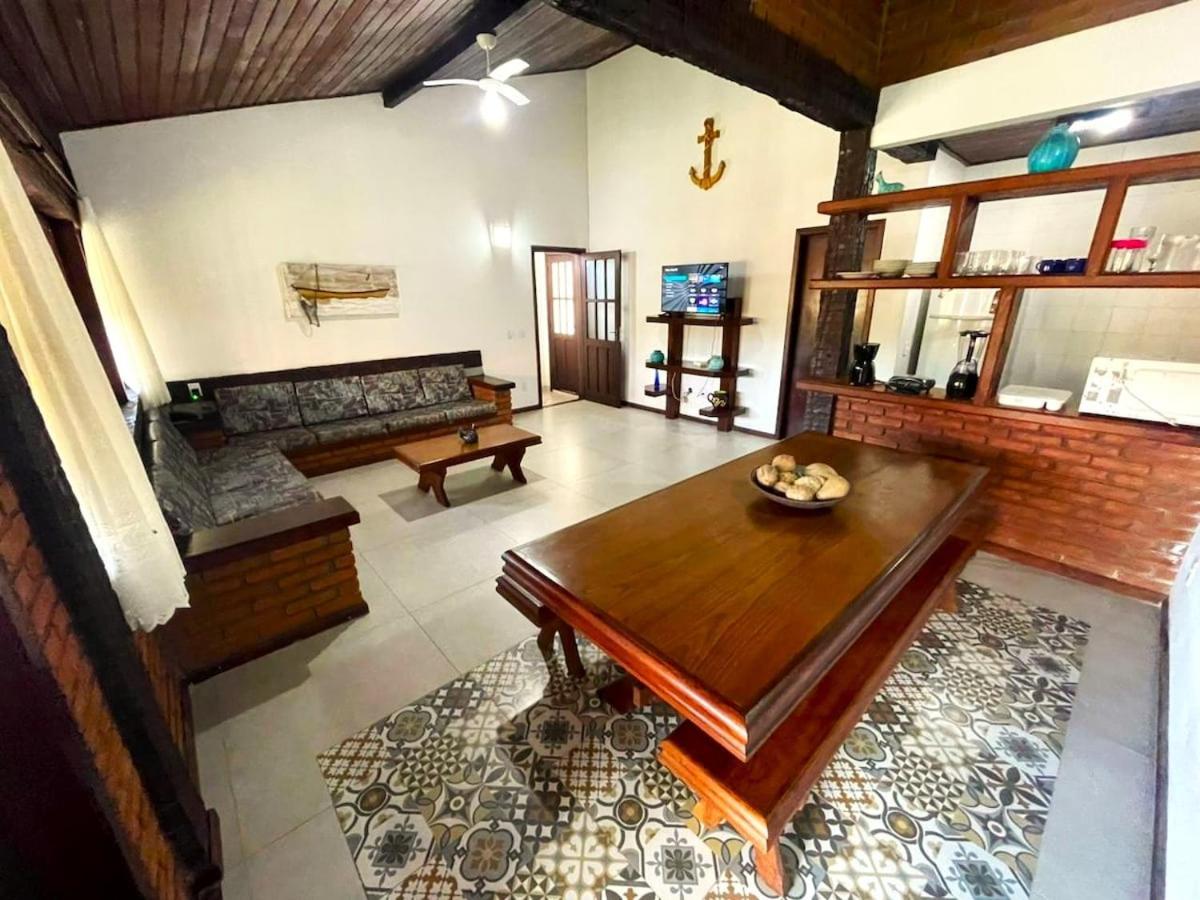 Casa com piscina em Búzios, a 5 minutos da praia de Geribá