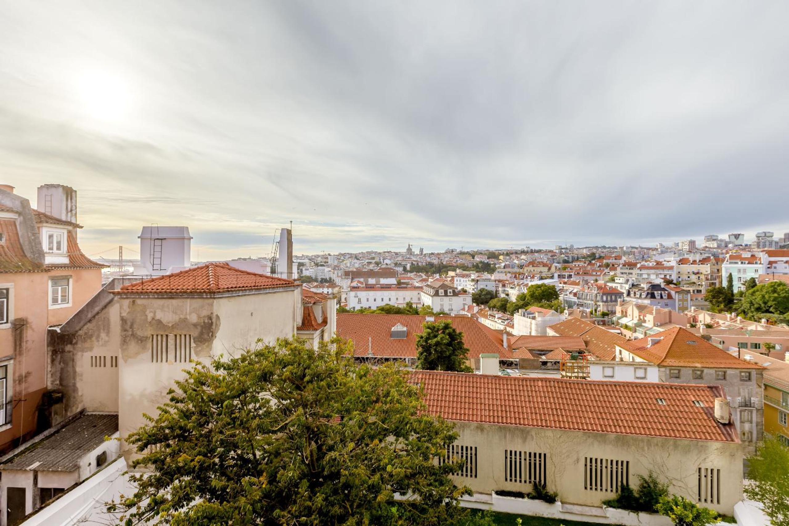 Bairro Alto Garden by Homing
