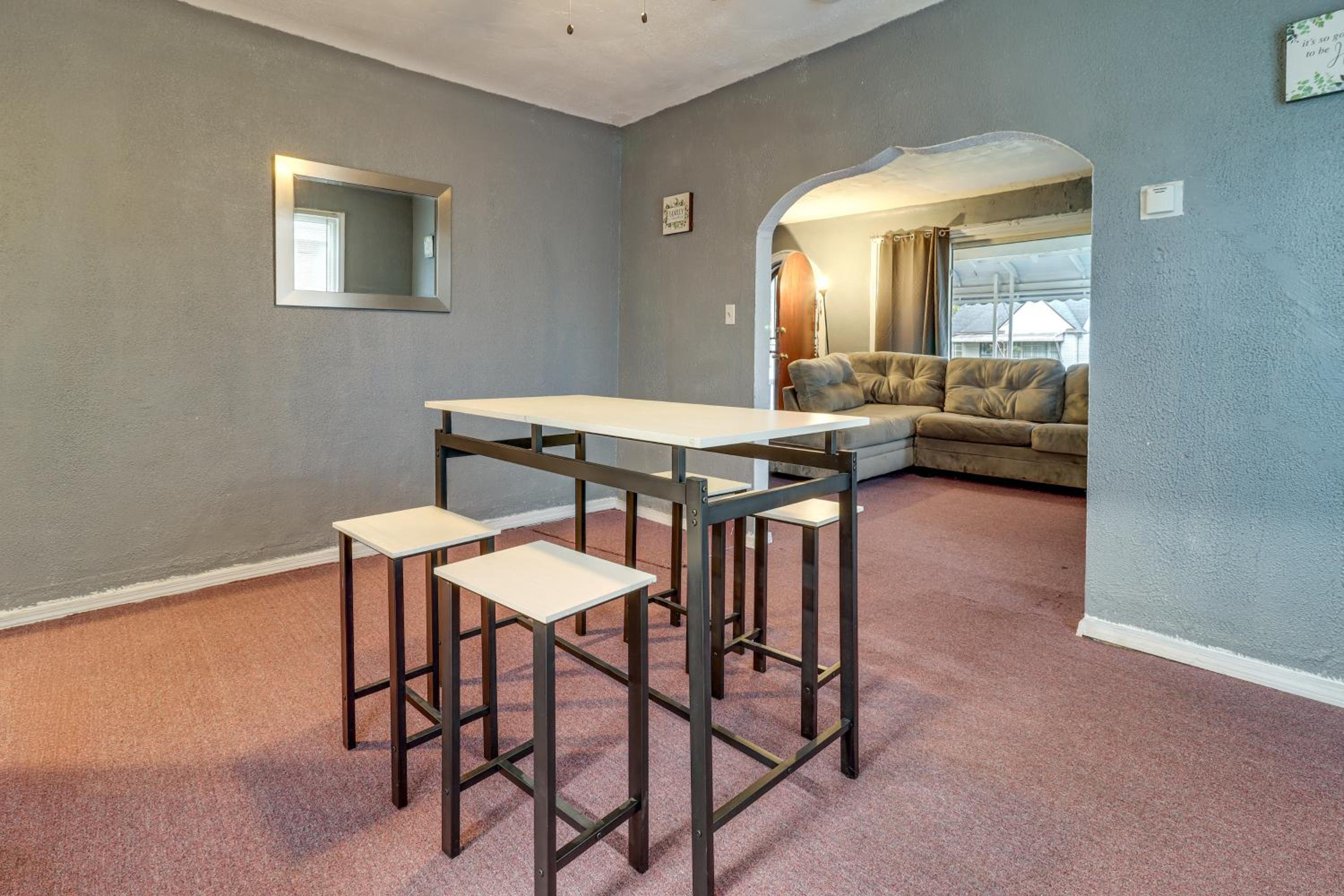 Pet-Friendly Family Home Easy Dtwn Detroit Access
