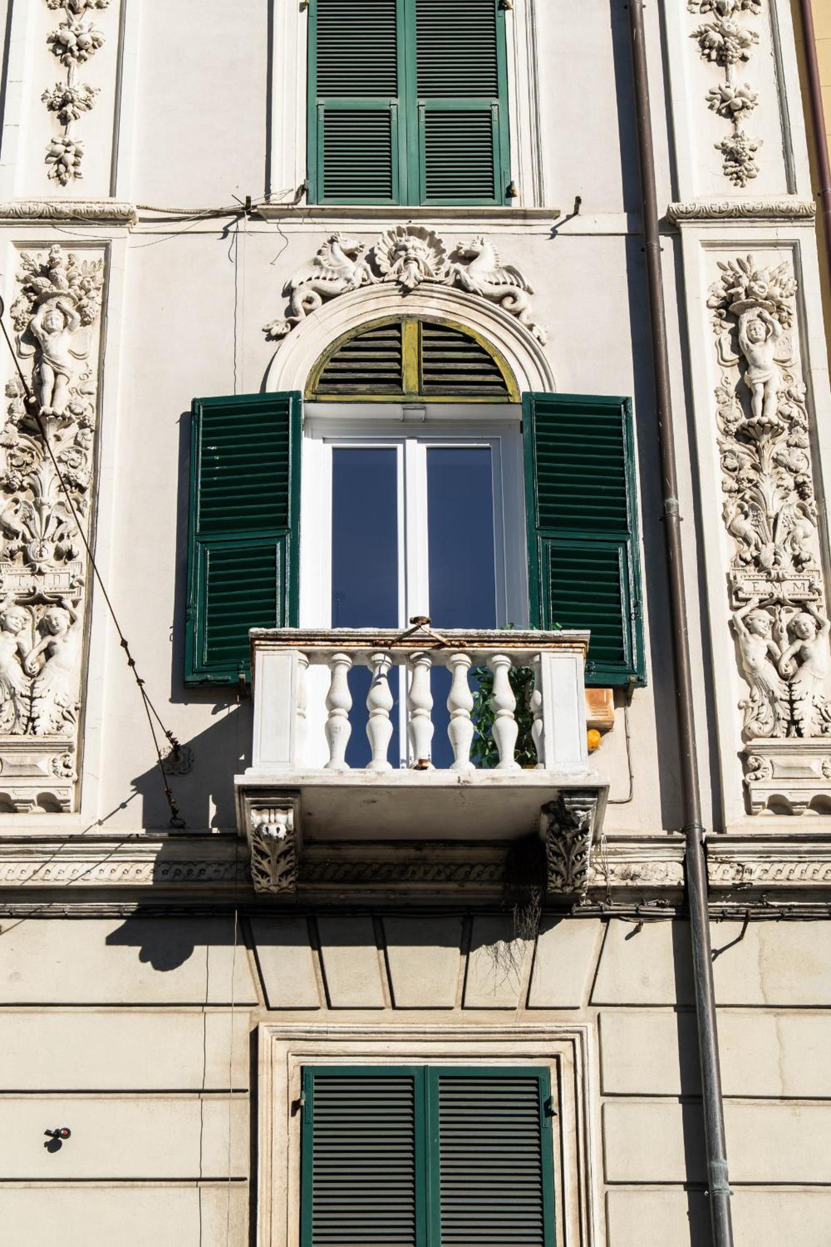 Notes in Corvetto by Wonderful Italy