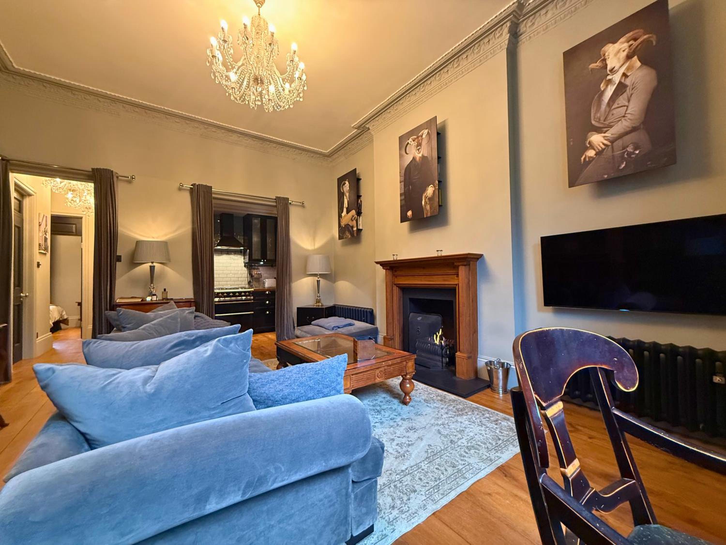 Kensington Palace 2 Bed Luxury Home