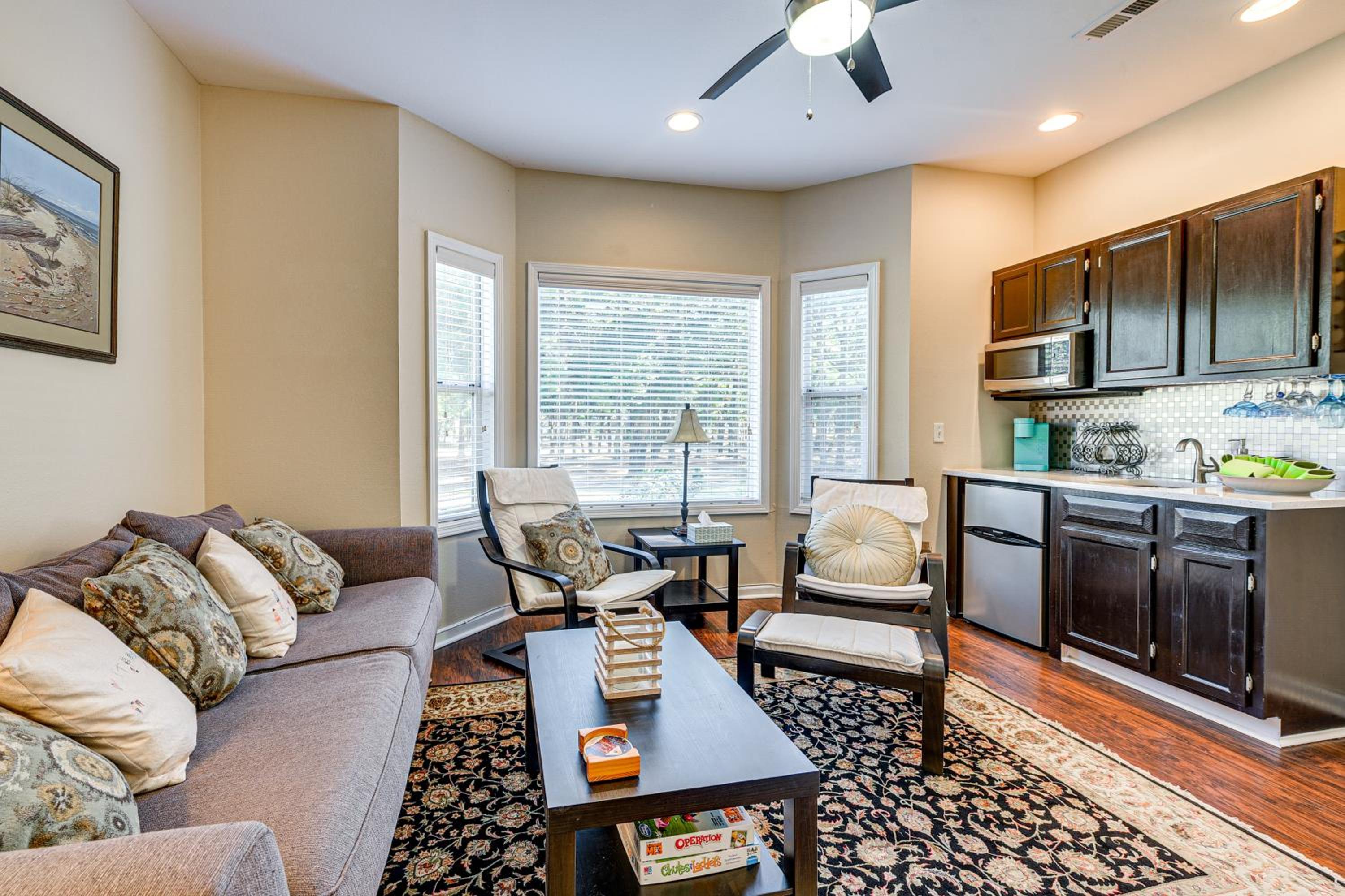 Fairway Views! Resort-Style Condo in Sunset Beach