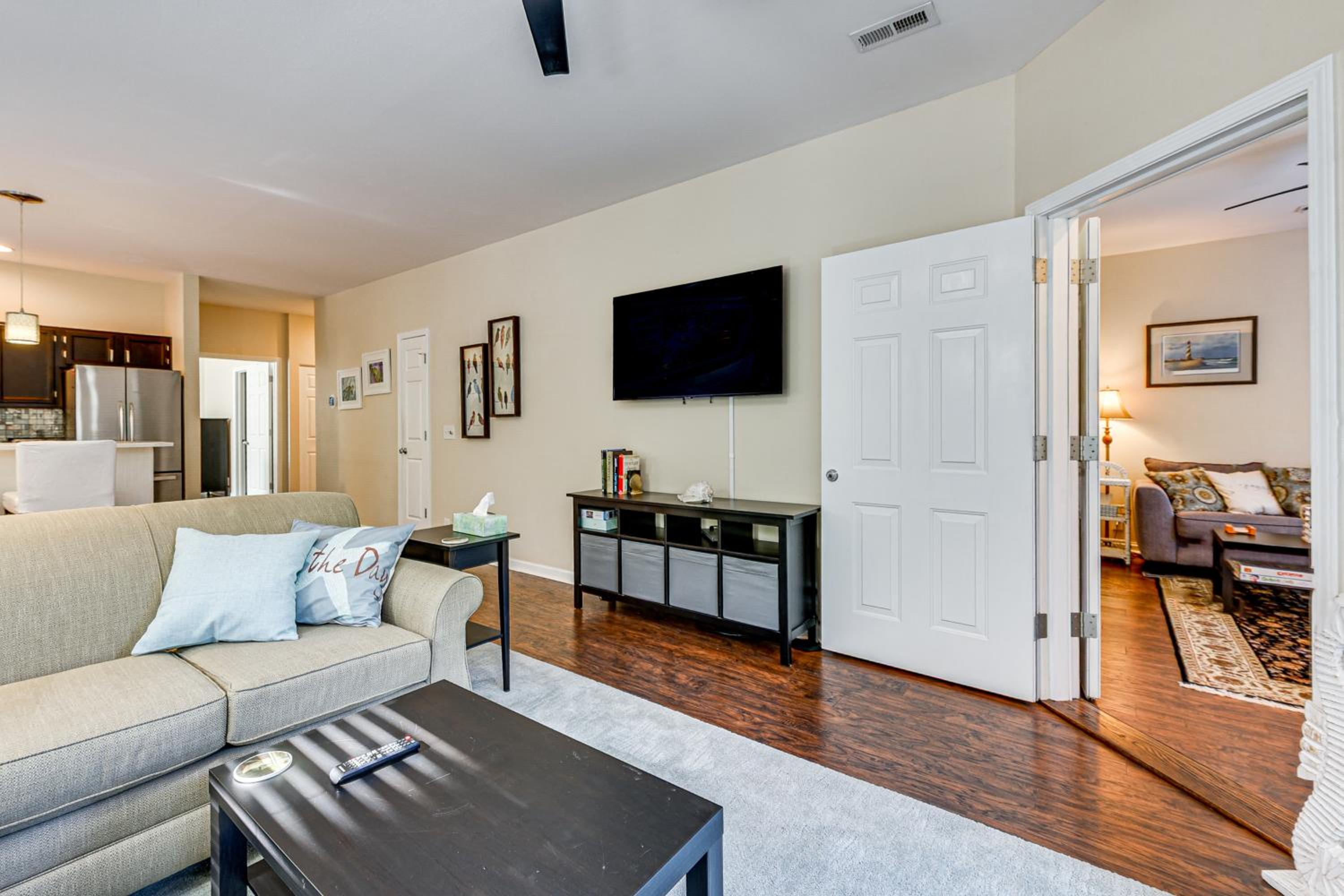 Fairway Views! Resort-Style Condo in Sunset Beach
