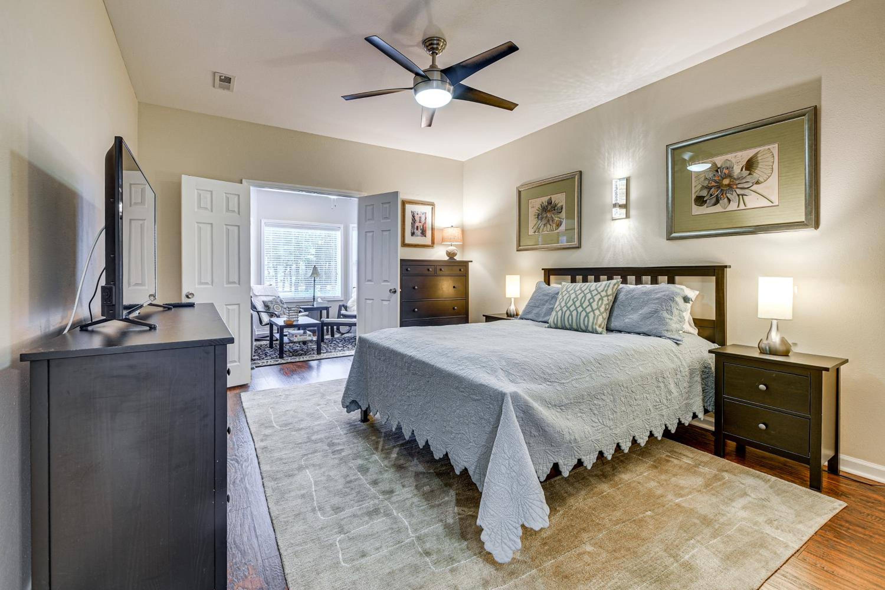Fairway Views! Resort-Style Condo in Sunset Beach