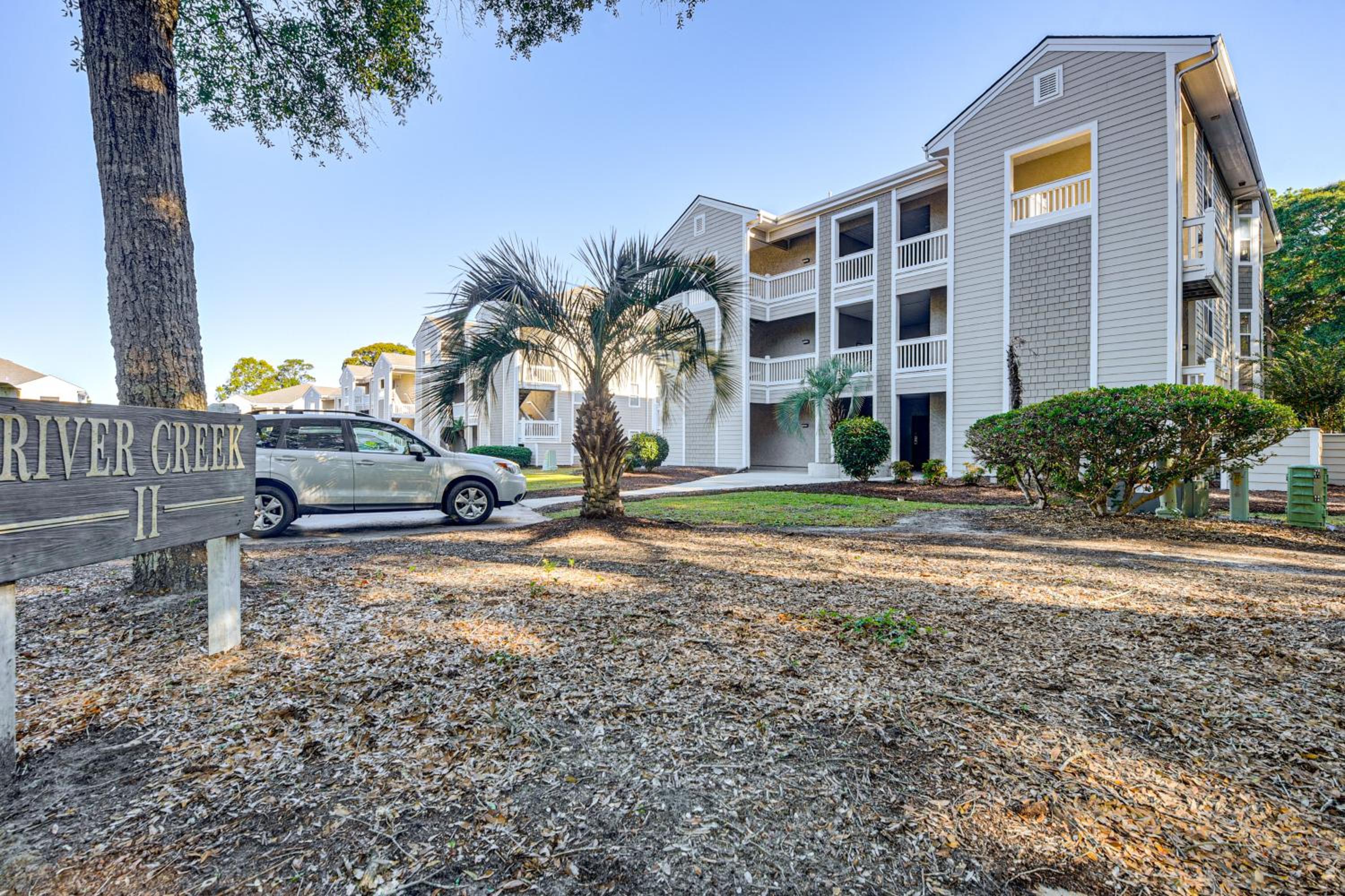 Fairway Views! Resort-Style Condo in Sunset Beach