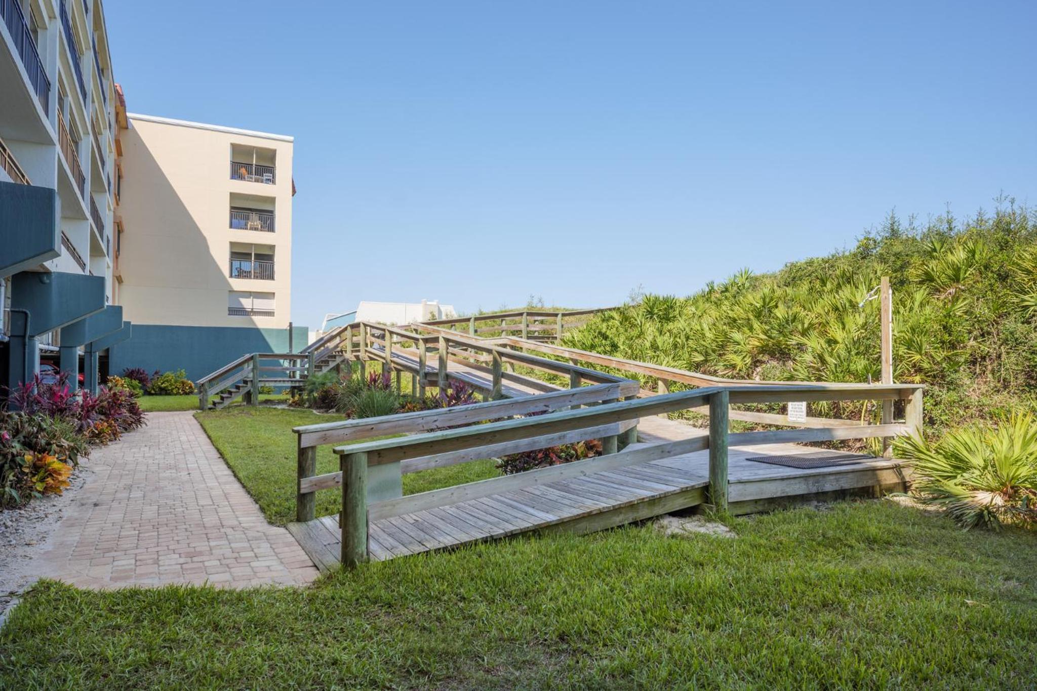 Windjammer 215